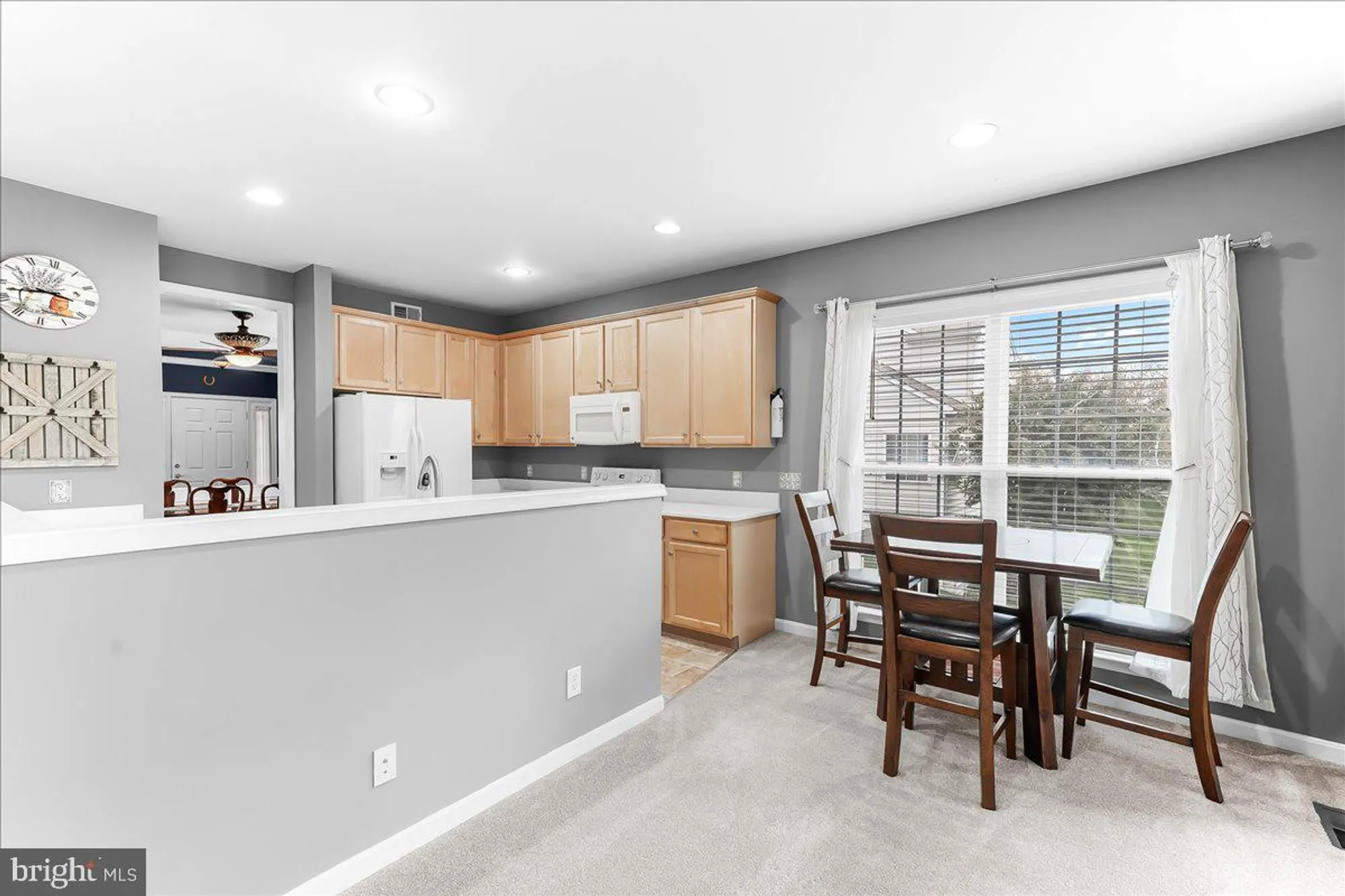 Property Slideshow image 7 of 35 | 622 martin dr, Avondale, PA, 19311