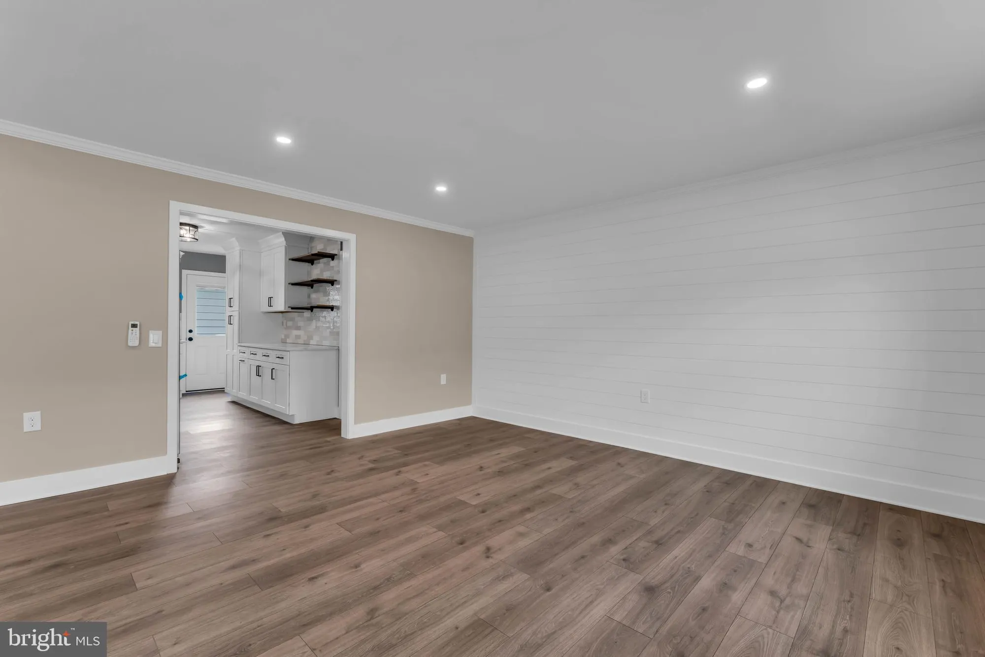 Property Slideshow image 10 of 26 | 94 troumaka st, Toms River, NJ, 08757