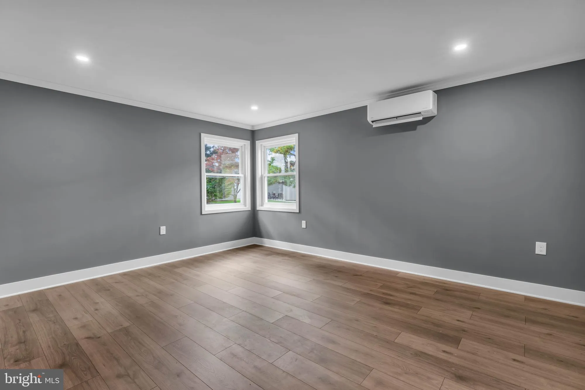 Property Slideshow image 18 of 26 | 94 troumaka st, Toms River, NJ, 08757