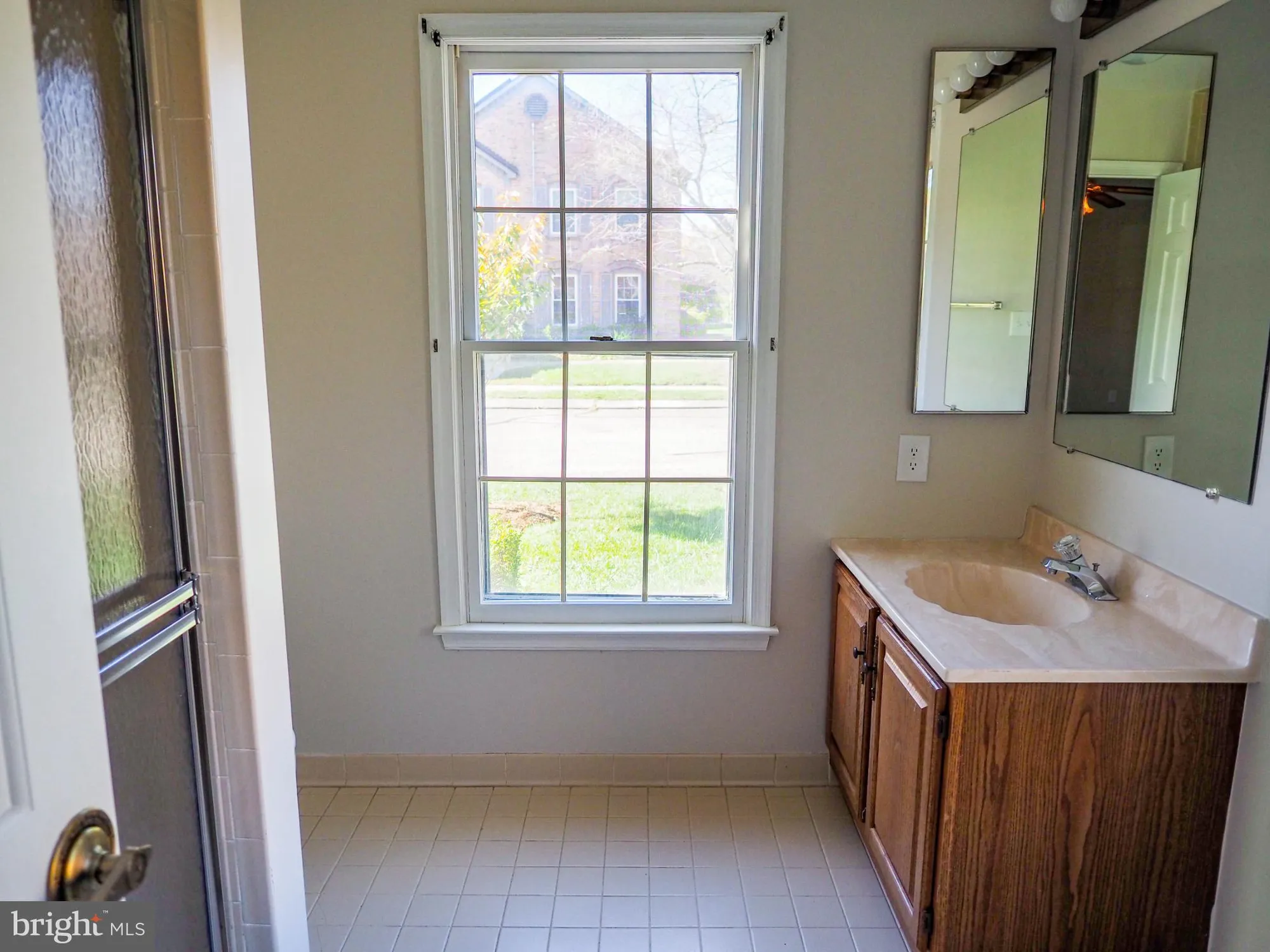 Property Slideshow image 8 of 34 | 916 sextant way, Annapolis, MD, 21401