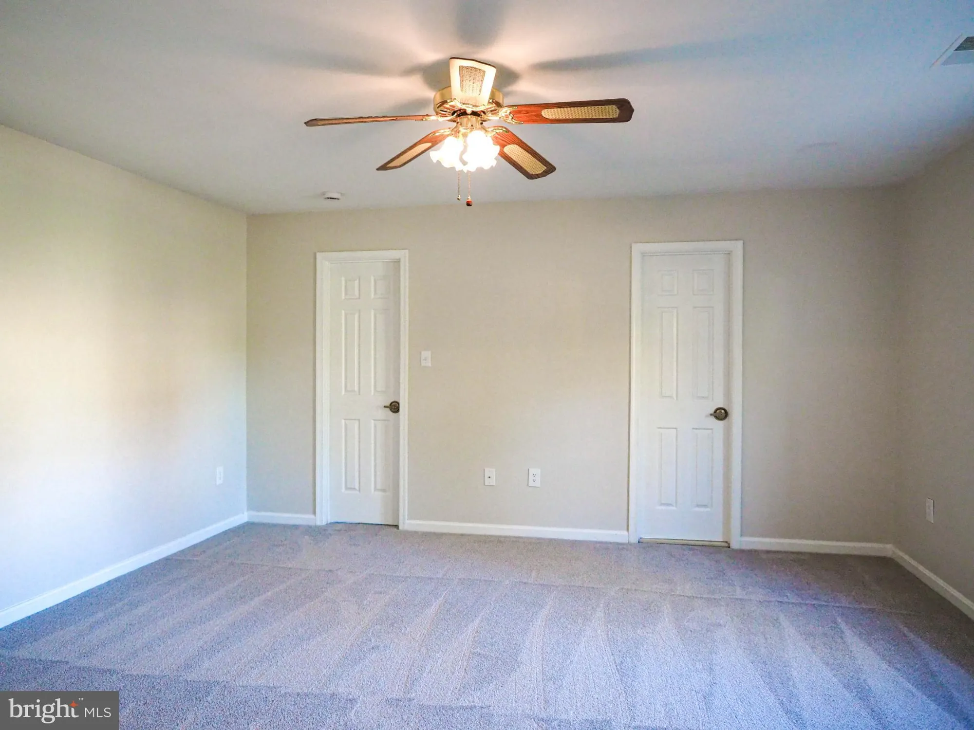 Property Slideshow image 6 of 34 | 916 sextant way, Annapolis, MD, 21401