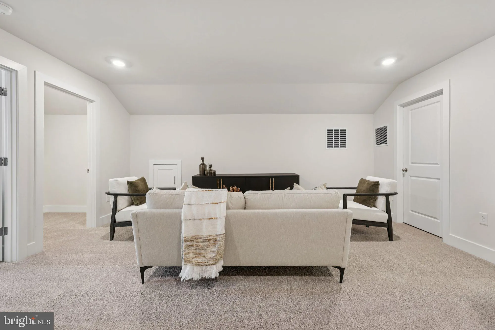 Property Slideshow image 27 of 45 | 113 trellis view ln, Winchester, VA, 22602