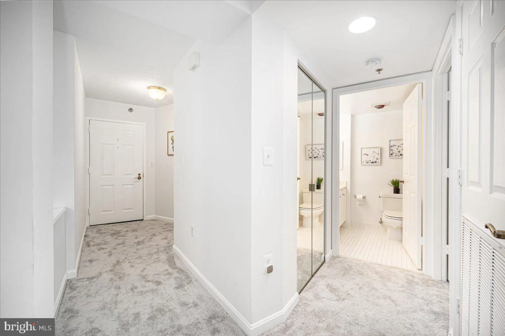 Property Slideshow image 29 of 47 | 14805 pennfield cir apt 201, Silver Spring, MD, 20906