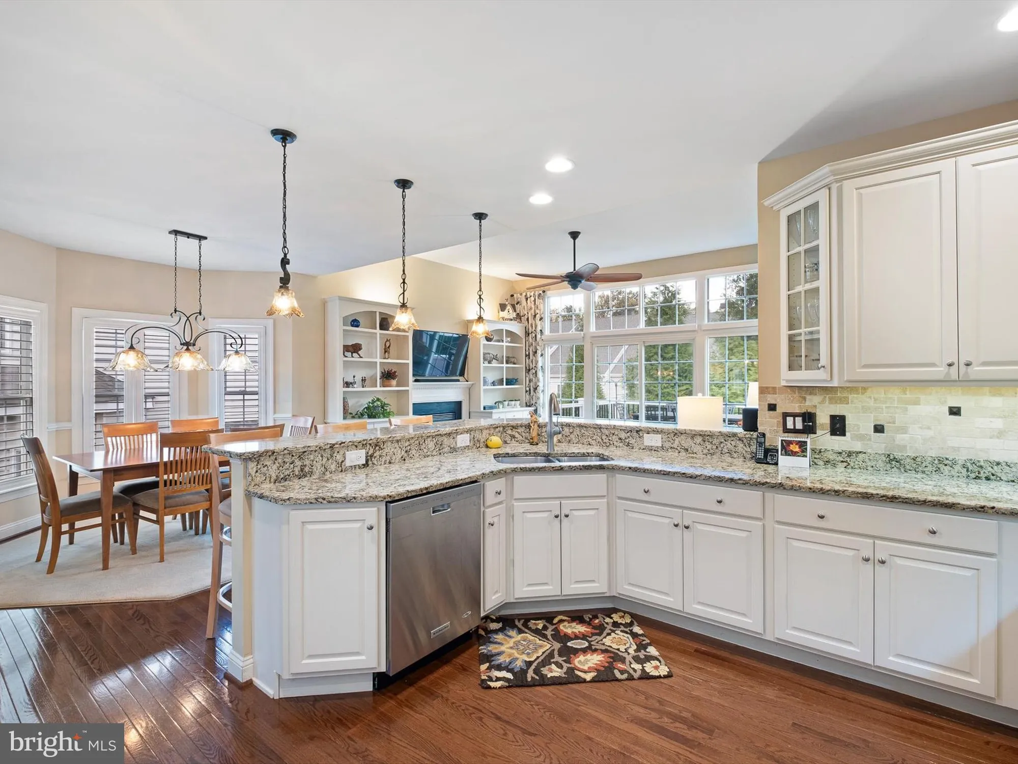 Property Slideshow image 12 of 24 | 414 clane dr, Wilmington, DE, 19808