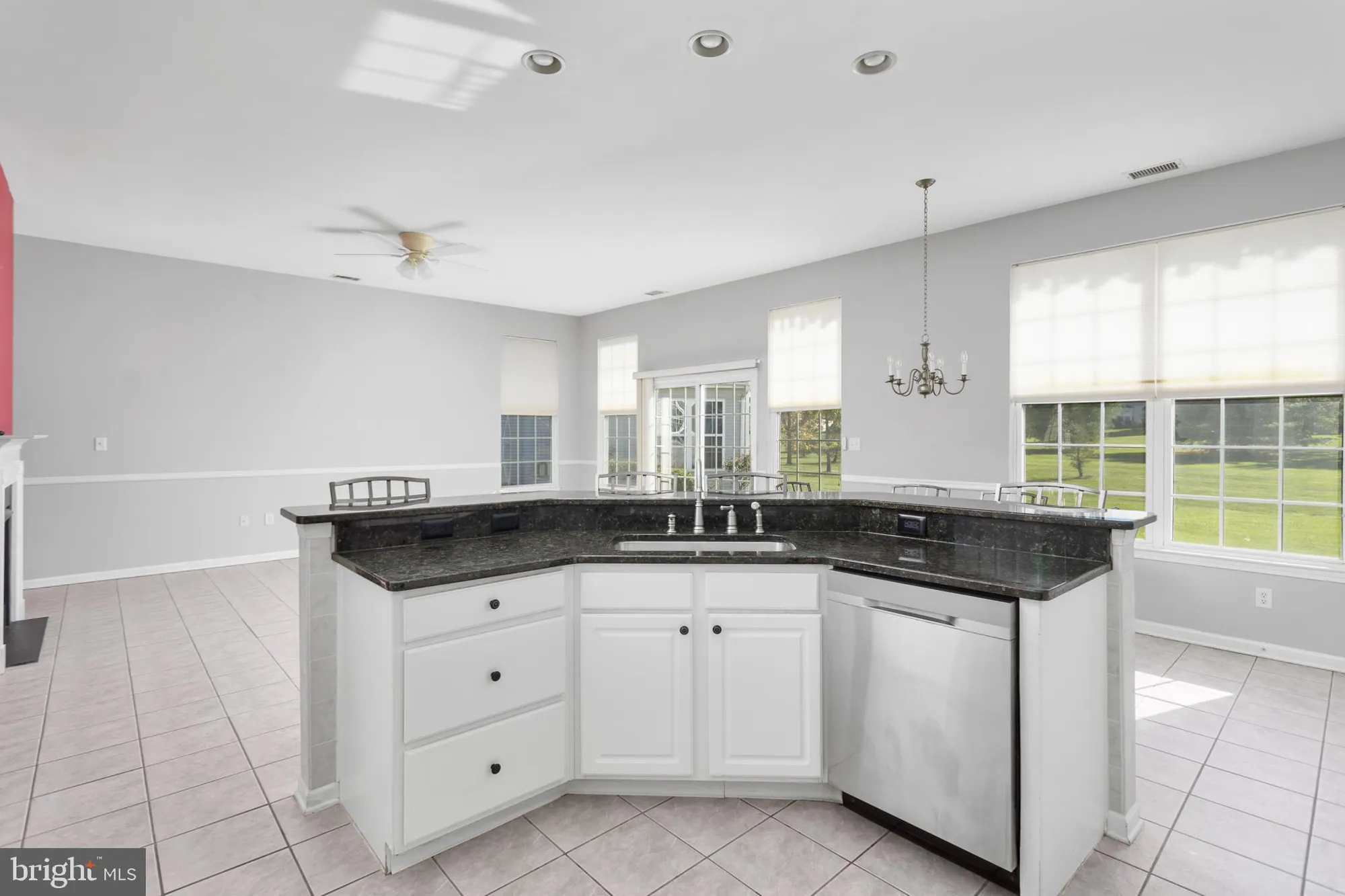 Property Slideshow image 14 of 33 | 33 bunker hill dr, Allentown, NJ, 08501