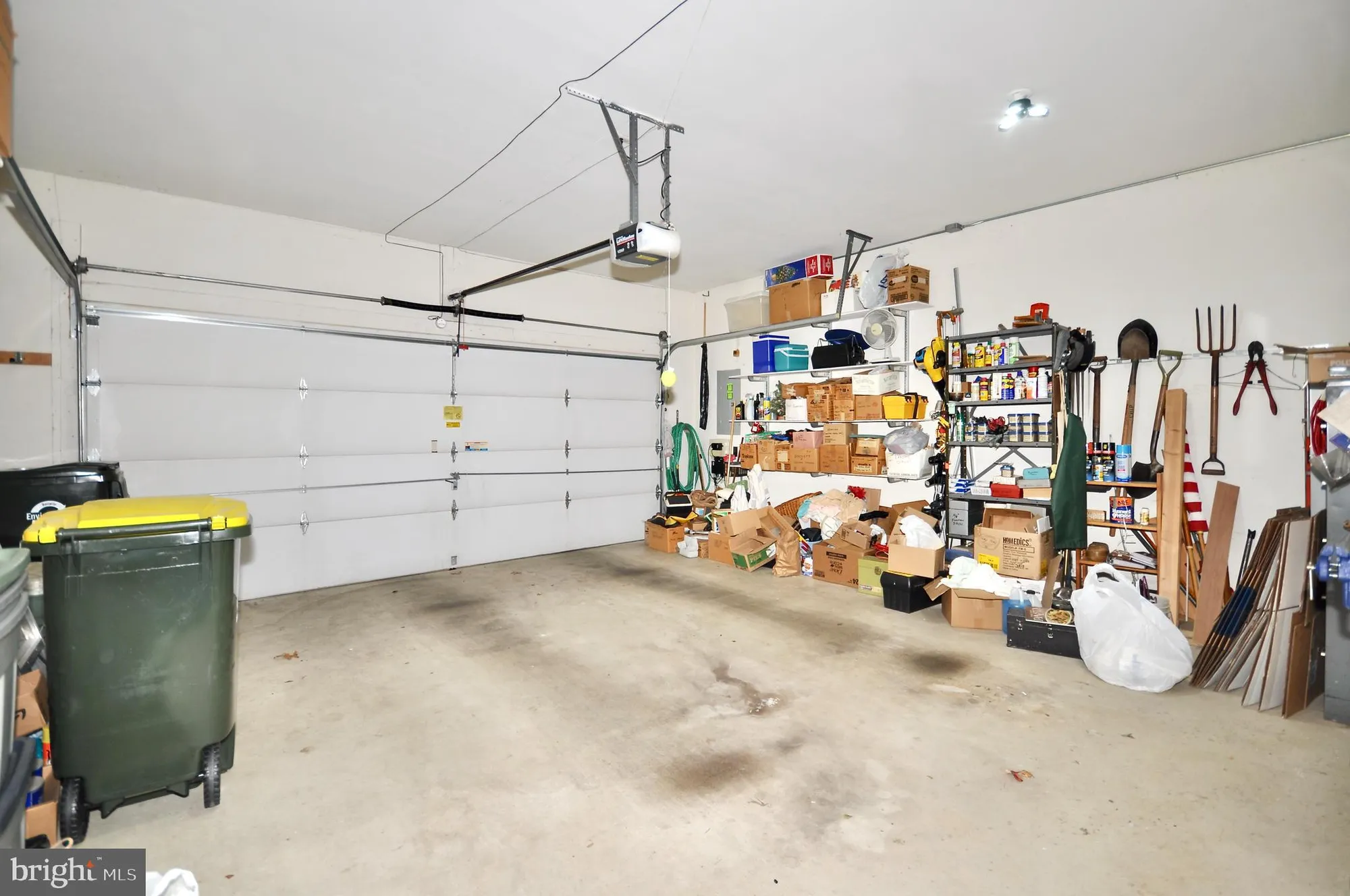 Property Slideshow image 26 of 30 | 753 s settlers cir, Warrington, PA, 18976
