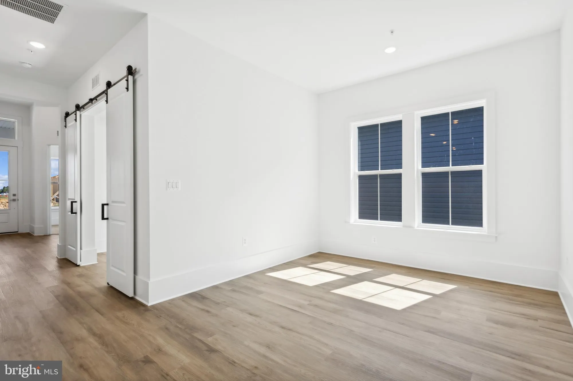Property Slideshow image 16 of 62 | 621 warbler way, Chester, MD, 21619