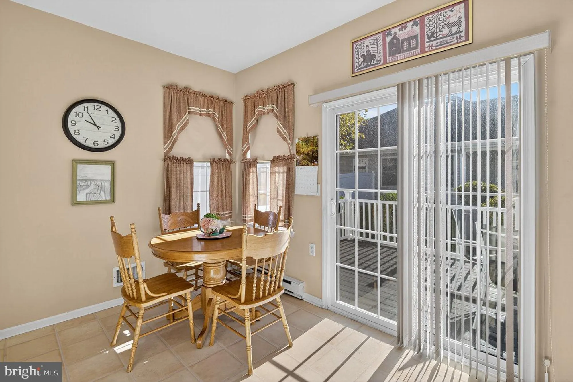 Property Slideshow image 13 of 24 | 147 burholme dr, Hamilton, NJ, 08691
