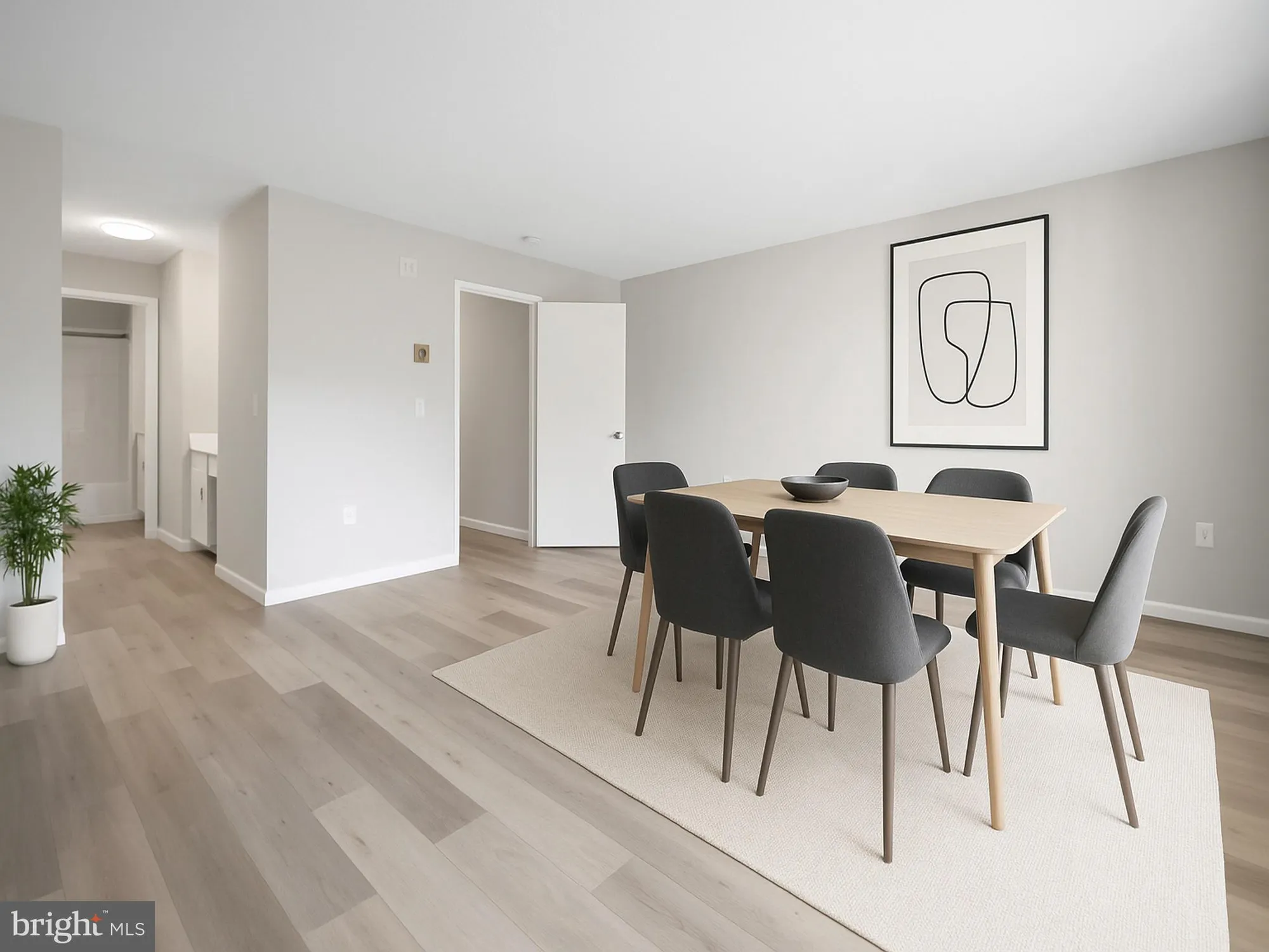 Property Slideshow image 4 of 27 | 15121 glade dr 13-2f, Silver Spring, MD, 20906