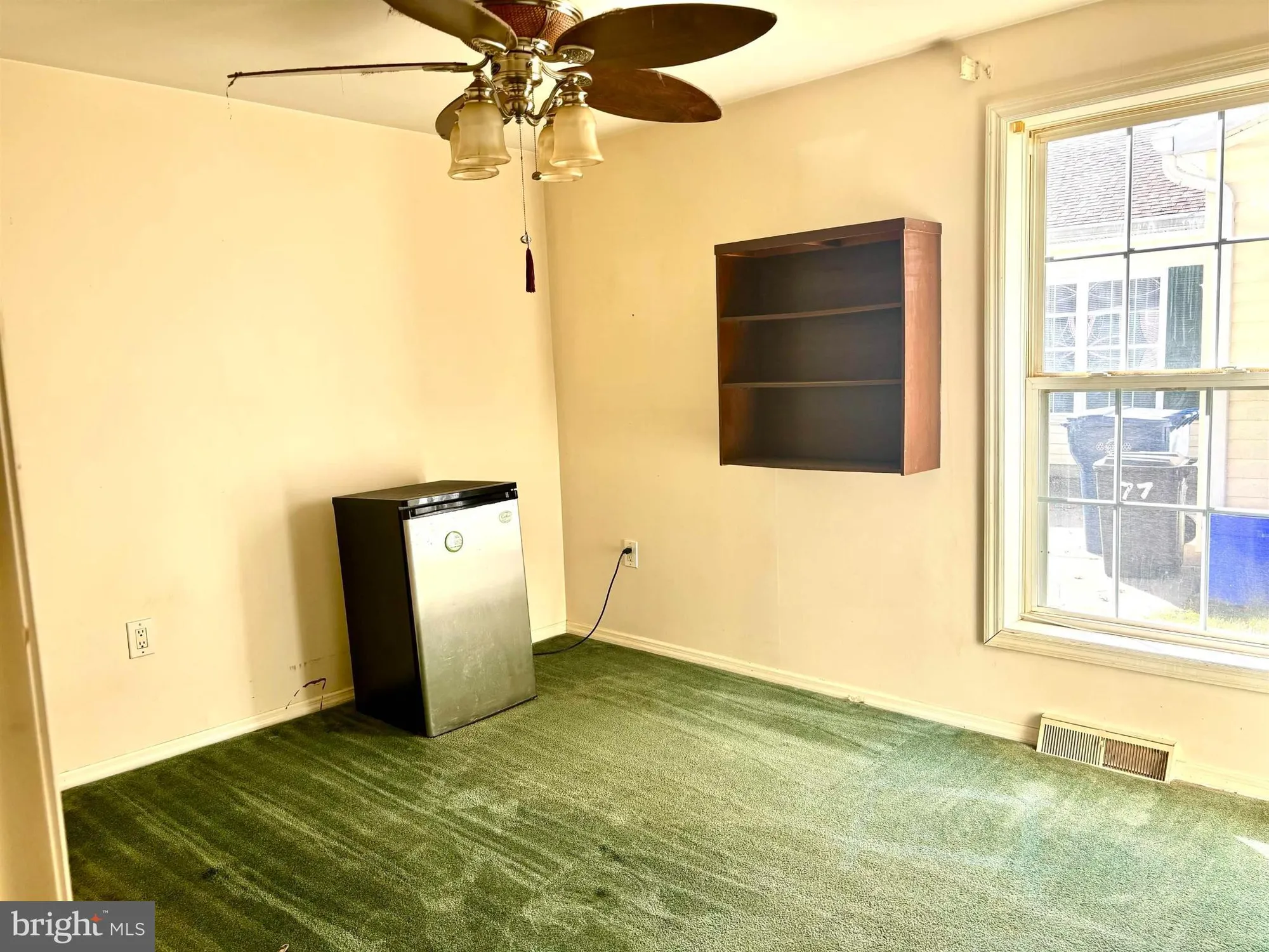 Property Slideshow image 14 of 22 | 78 oakmont dr, Mays Landing, NJ, 08330