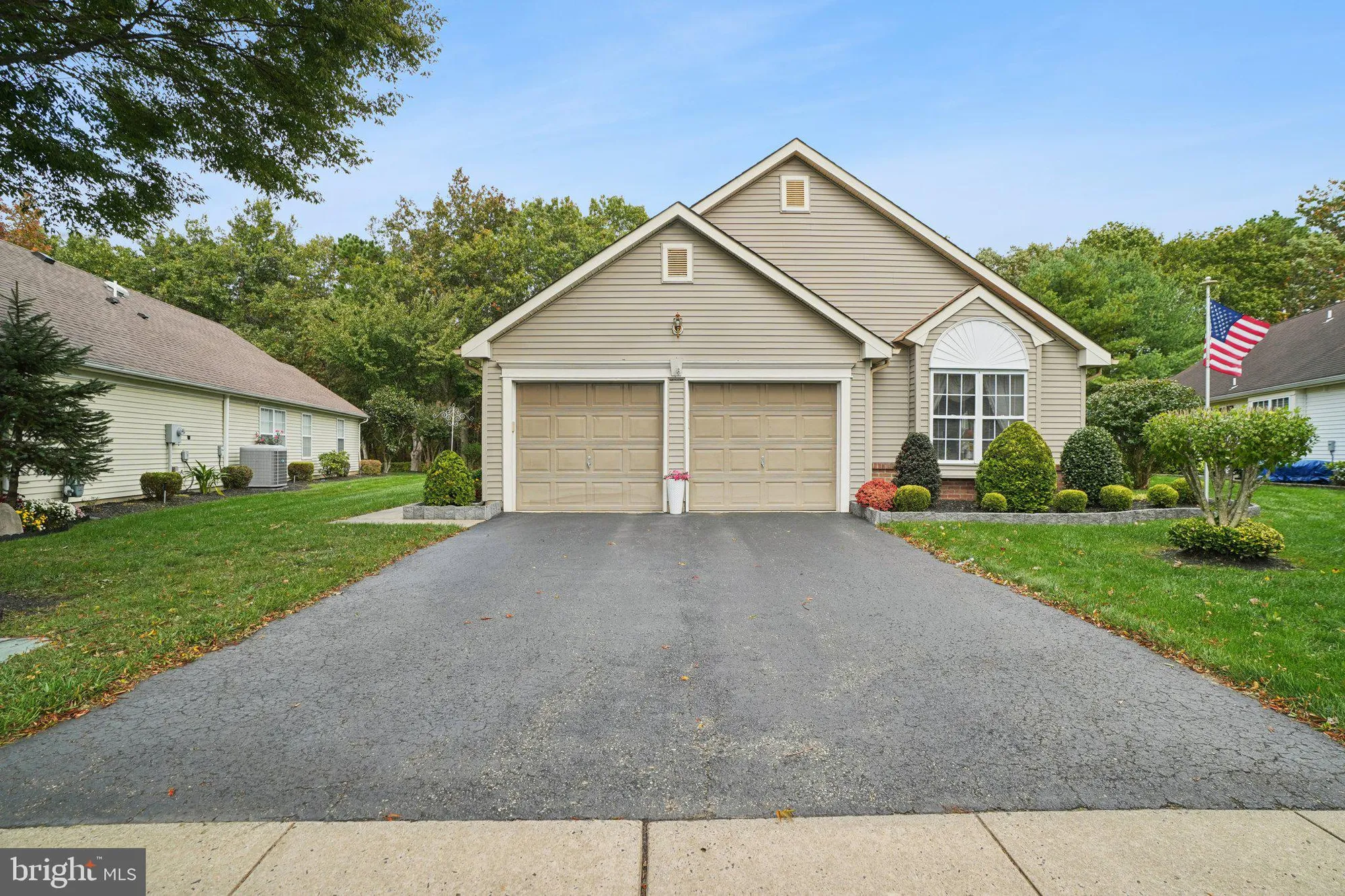 Property Slideshow image 1 of 41 | 2703 meadow lake dr, Toms River, NJ, 08755