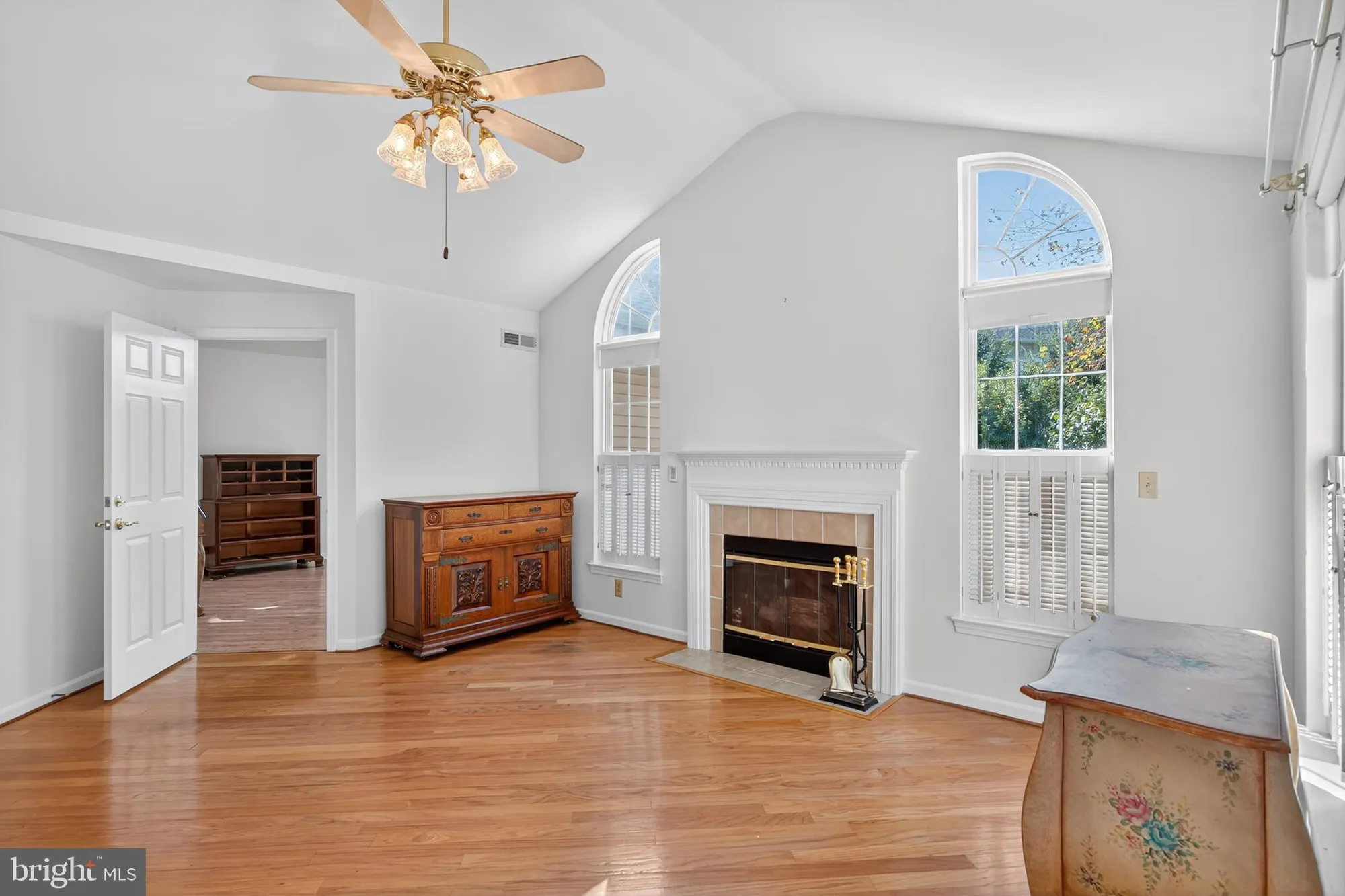 Property Slideshow image 24 of 25 | 62 woolsey ct, Pennington, NJ, 08534