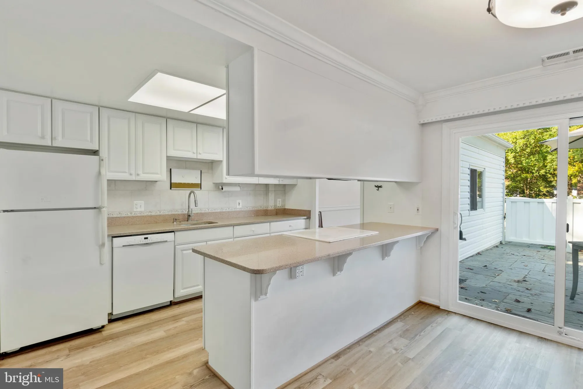 Property Slideshow image 5 of 35 | 3638 edelmar ter # 123-b, Silver Spring, MD, 20906