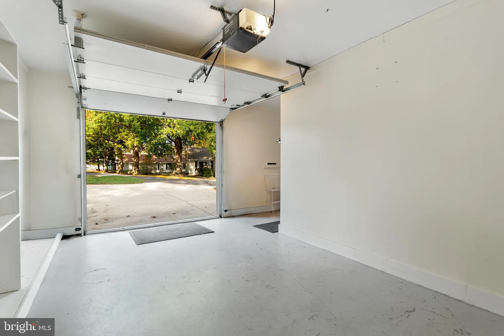 Property Slideshow image 19 of 35 | 3638 edelmar ter # 123-b, Silver Spring, MD, 20906