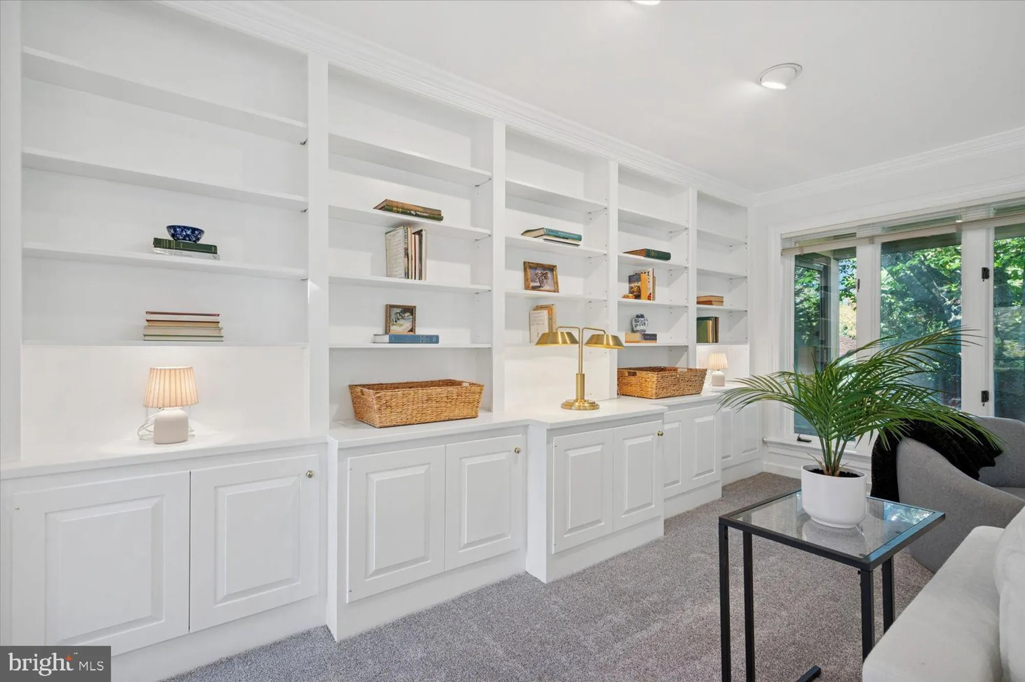 Property Slideshow image 5 of 25 | 3 hounds run ln, Blue Bell, PA, 19422