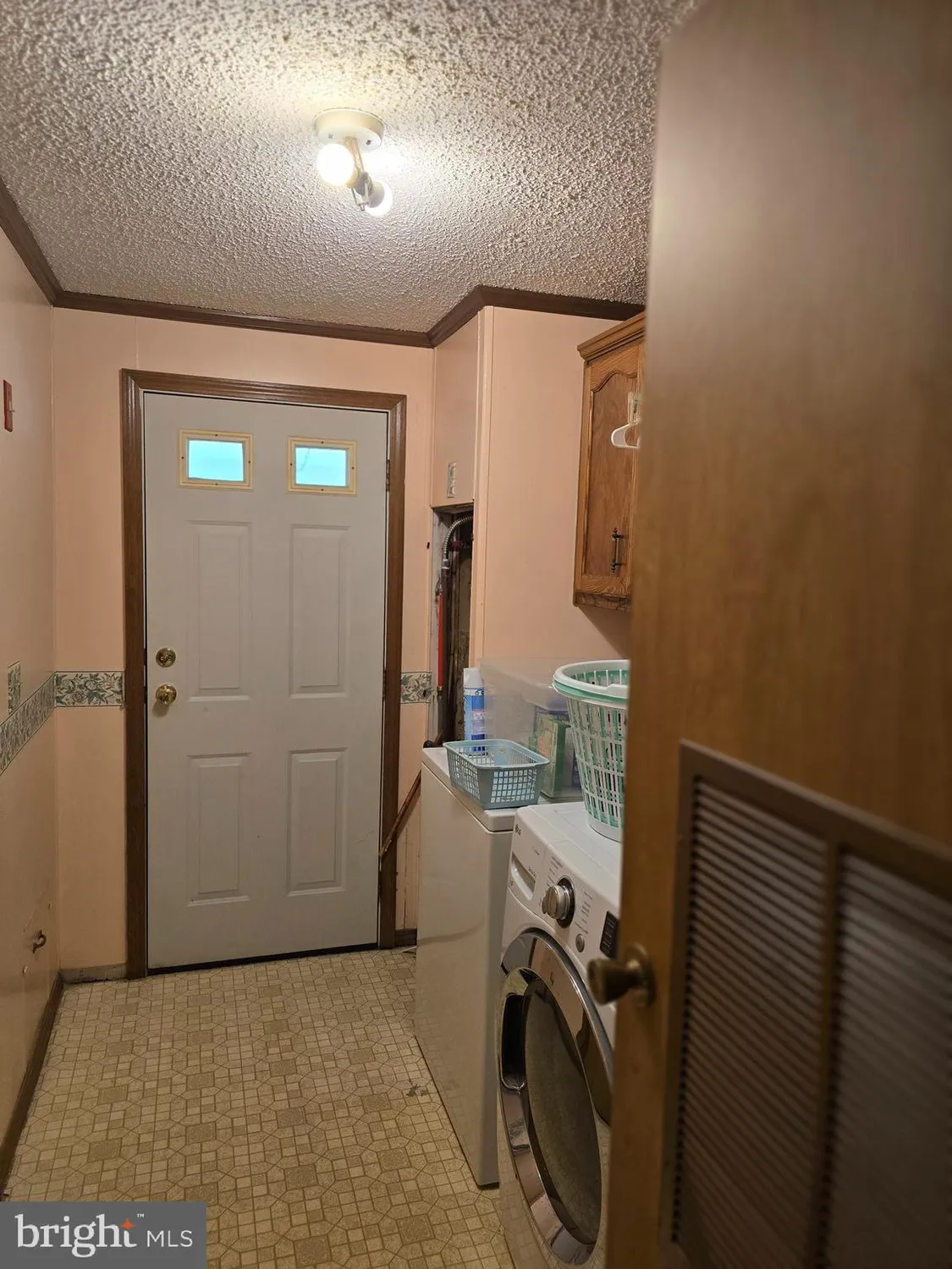 Property Slideshow image 20 of 21 | 43 hickory ln, Mays Landing, NJ, 08330