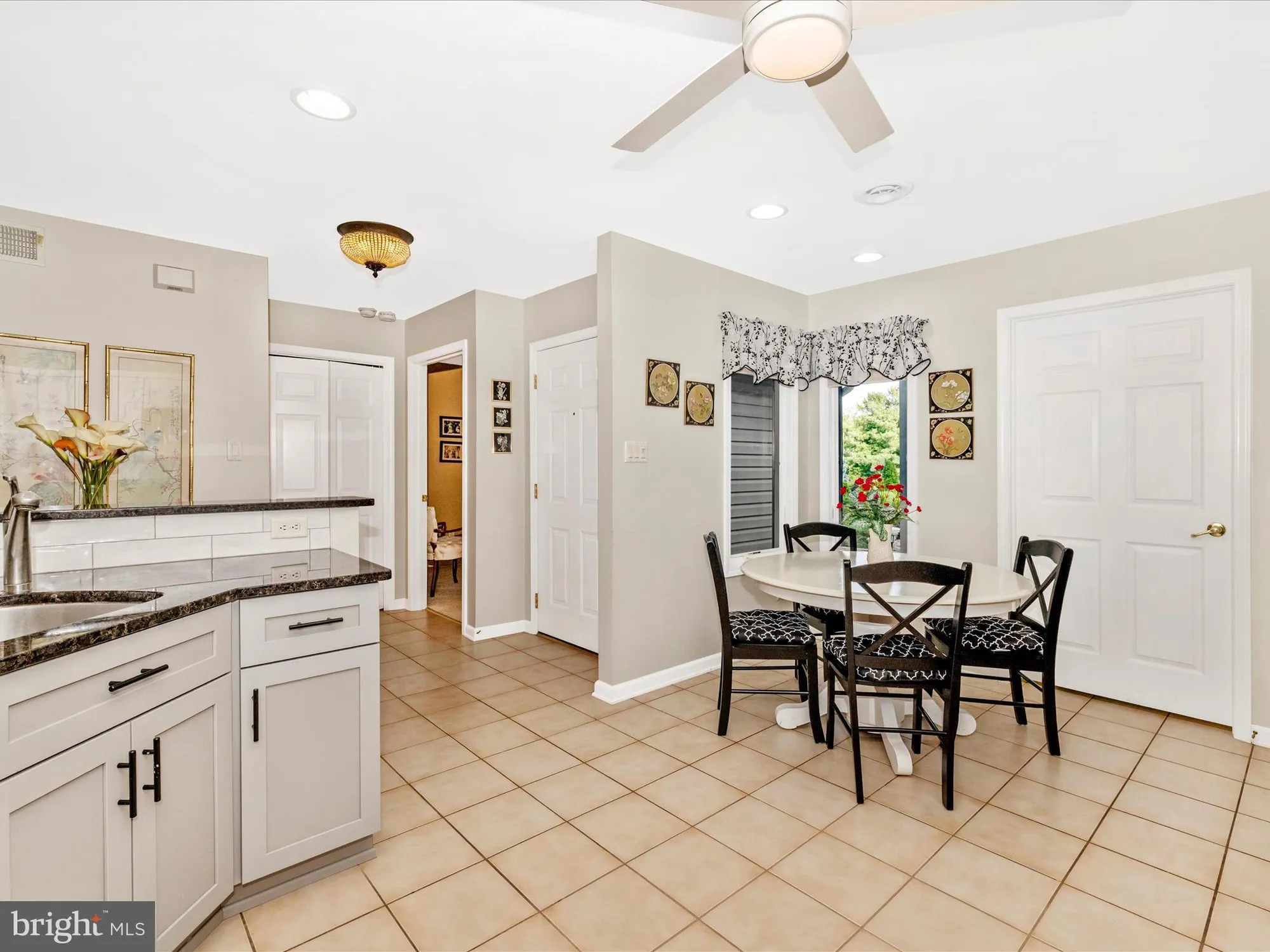 Property Slideshow image 10 of 52 | 2375 aronimink cir, Fayetteville, PA, 17222