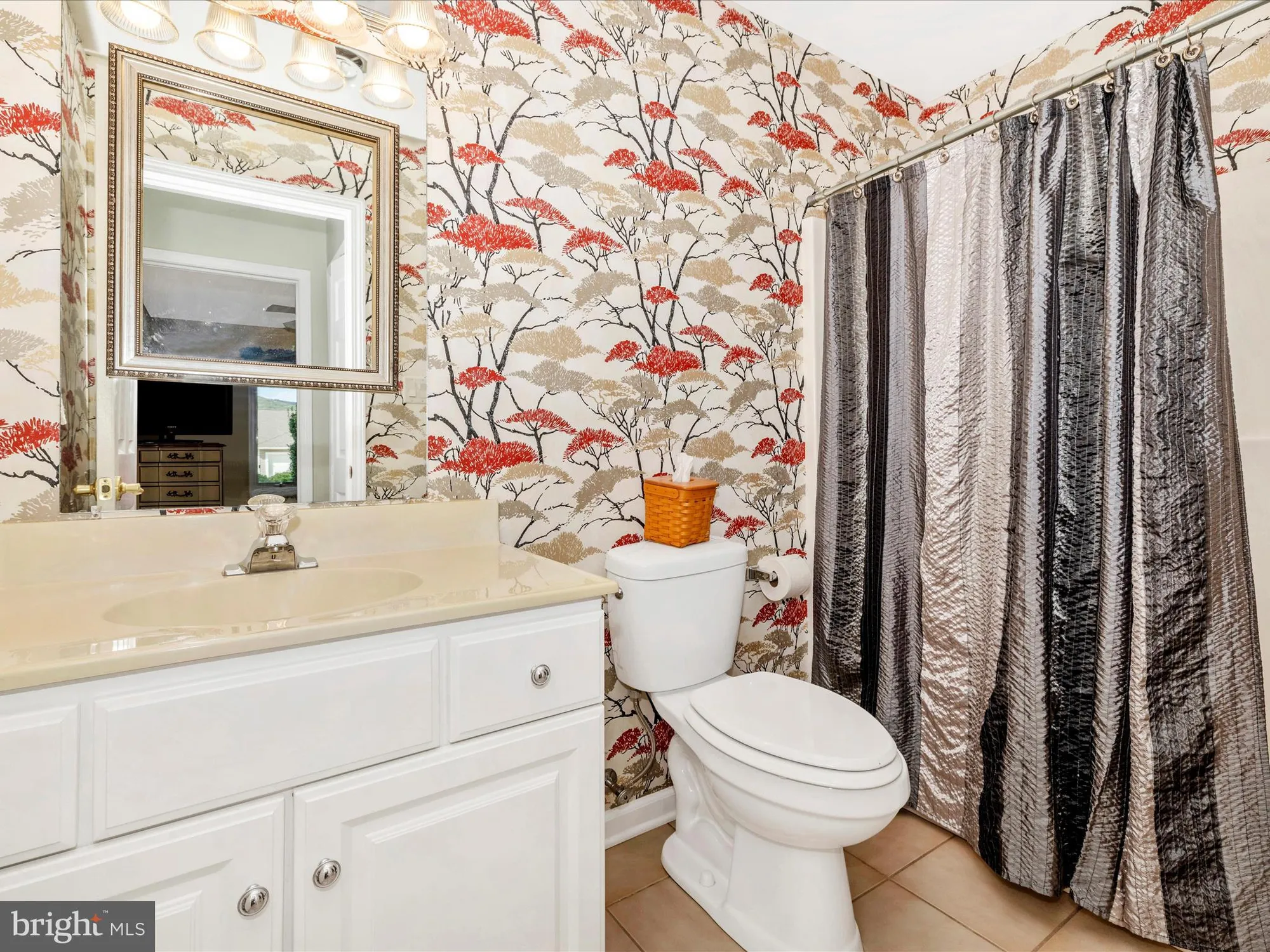 Property Slideshow image 37 of 52 | 2375 aronimink cir, Fayetteville, PA, 17222