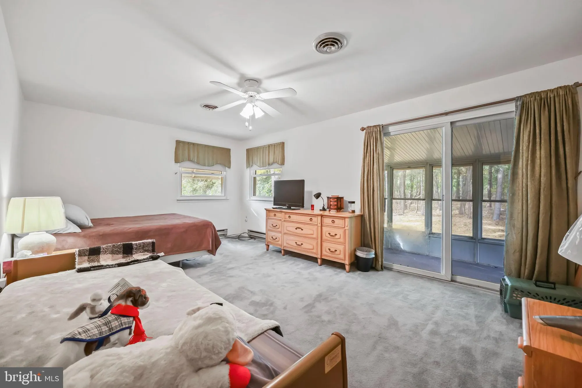 Property Slideshow image 7 of 19 | 153 sunset rd, Whiting, NJ, 08759