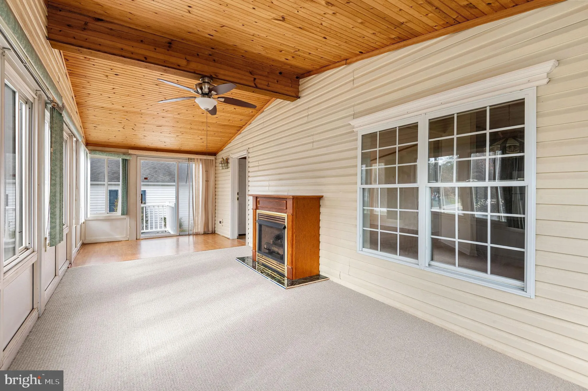 Property Slideshow image 3 of 17 | 331 farm ln, North Wales, PA, 19454