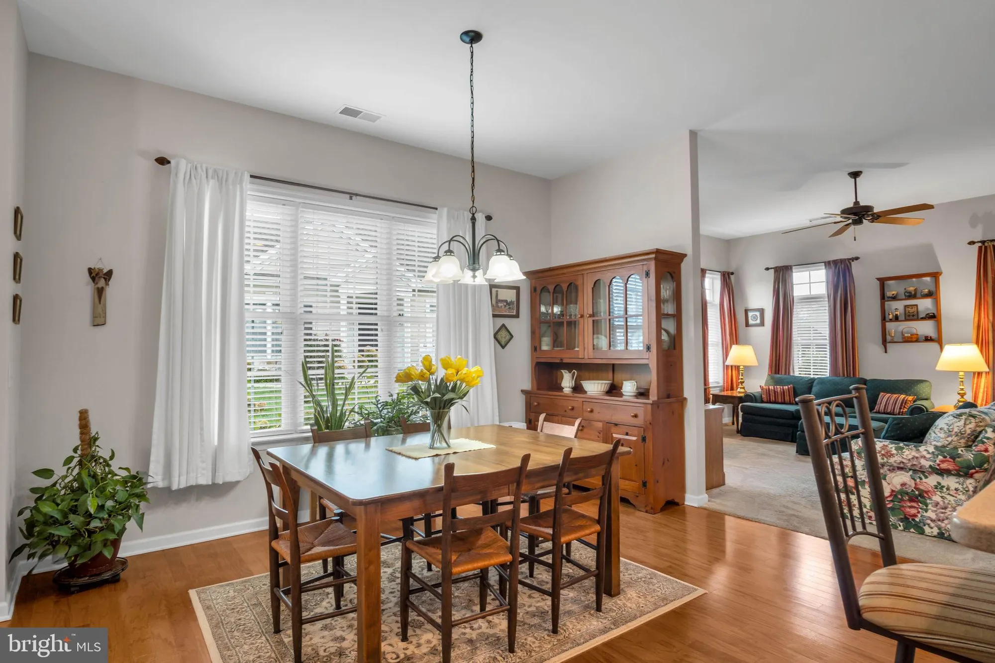 Property Slideshow image 4 of 33 | 110 bluebell dr, Mechanicsburg, PA, 17050