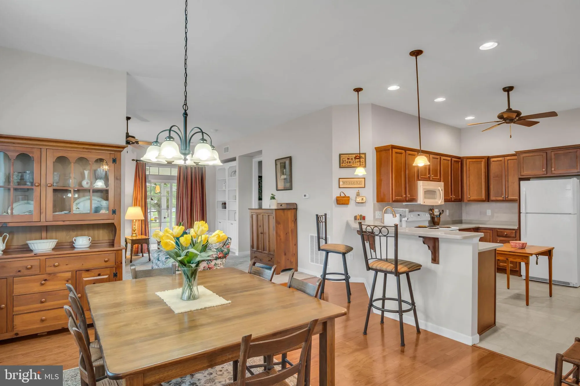 Property Slideshow image 6 of 33 | 110 bluebell dr, Mechanicsburg, PA, 17050