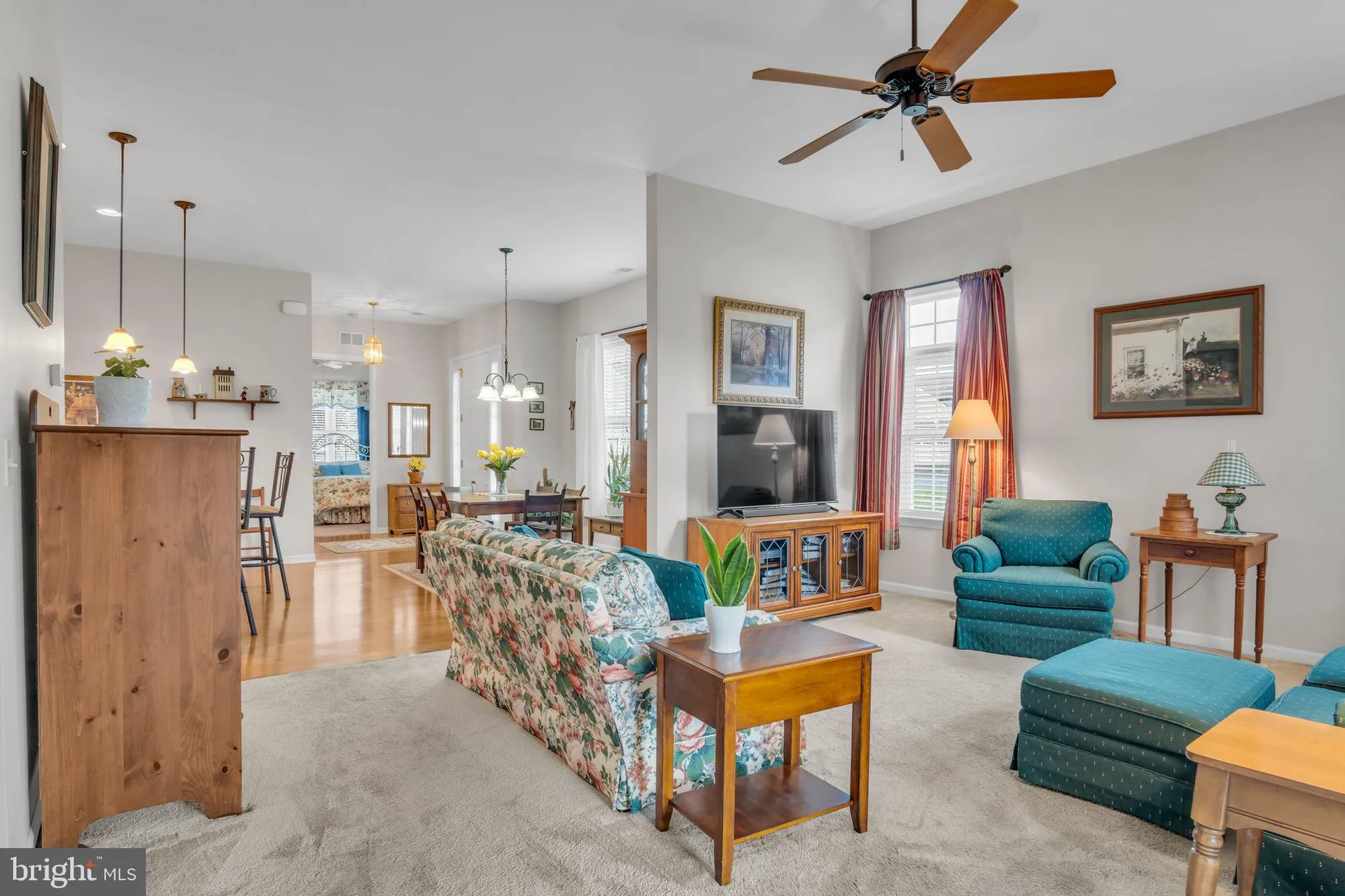Property Slideshow image 18 of 33 | 110 bluebell dr, Mechanicsburg, PA, 17050