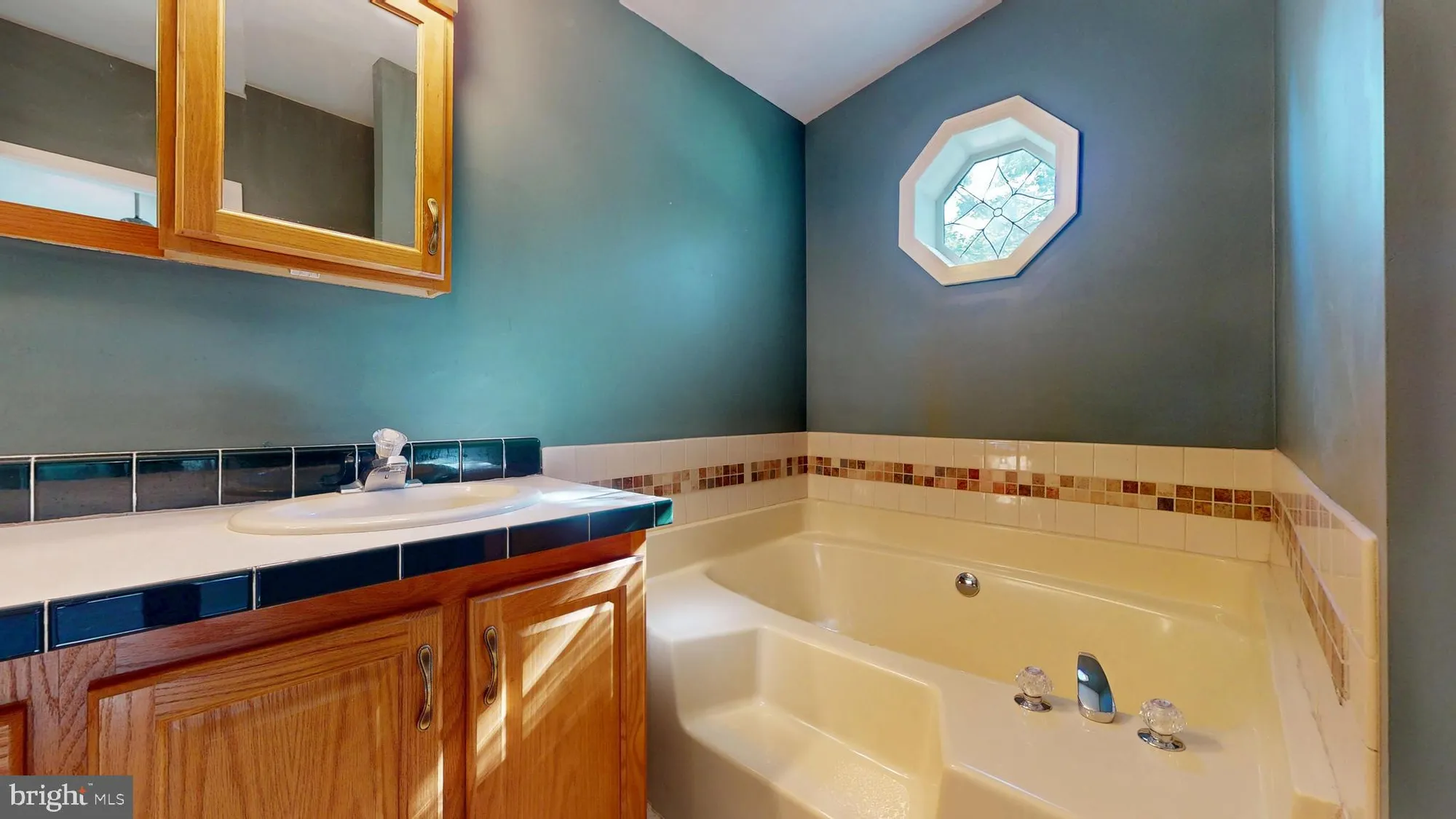 Property Slideshow image 24 of 39 | 72 knollwood dr, Mays Landing, NJ, 08330