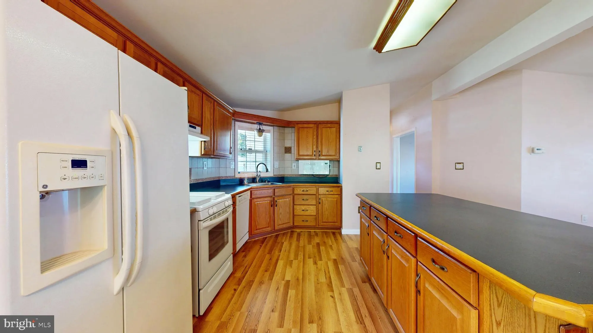 Property Slideshow image 5 of 39 | 72 knollwood dr, Mays Landing, NJ, 08330
