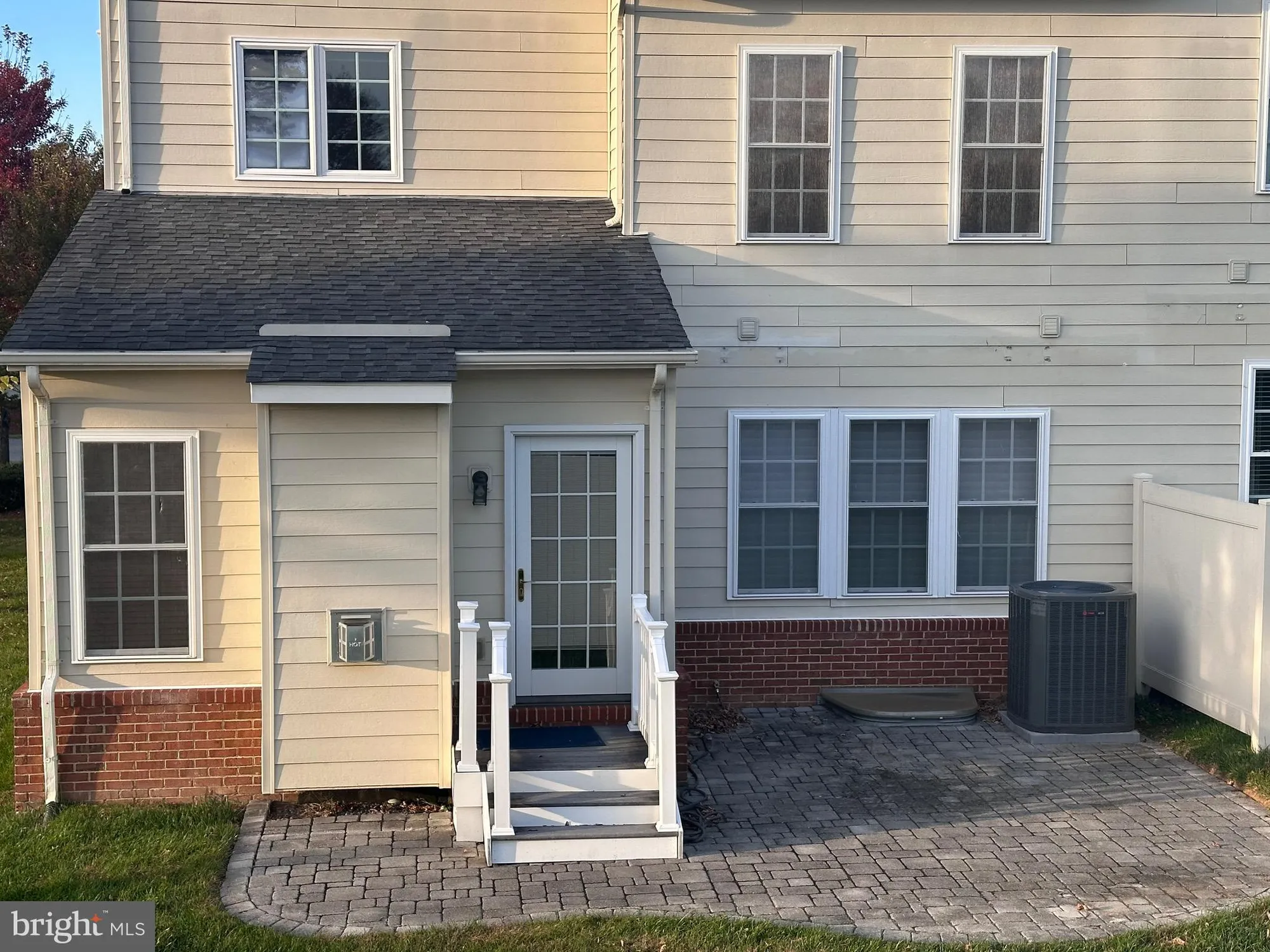 Property Slideshow image 7 of 9 | 15207 callaway ct 105, Glenwood, MD, 21738