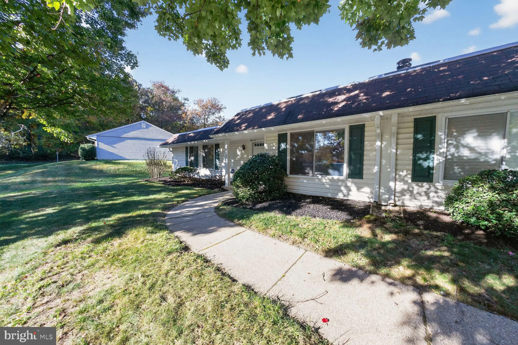 Property Slideshow image 3 of 22 | 14507 elmhan ct # 182-b, Silver Spring, MD, 20906