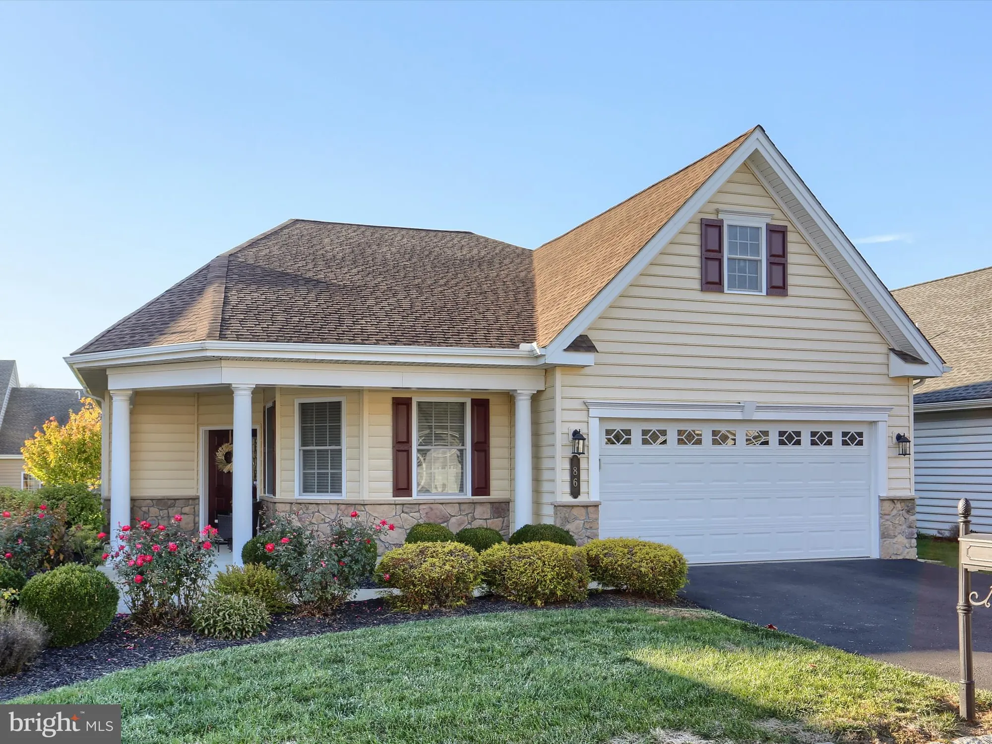 Property Slideshow image 1 of 37 | 86 presidents dr, Mechanicsburg, PA, 17050