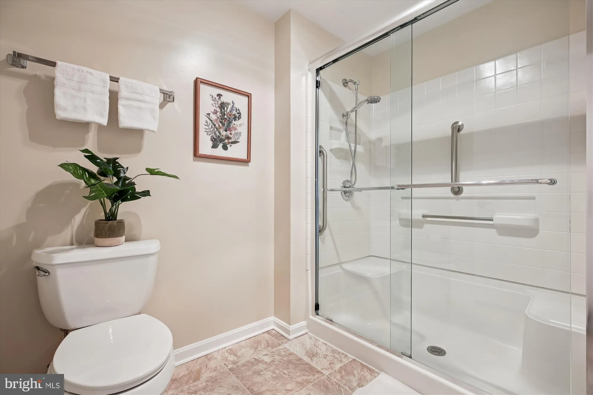 Property Slideshow image 30 of 70 | 3005 s leisure world blvd 802, Silver Spring, MD, 20906