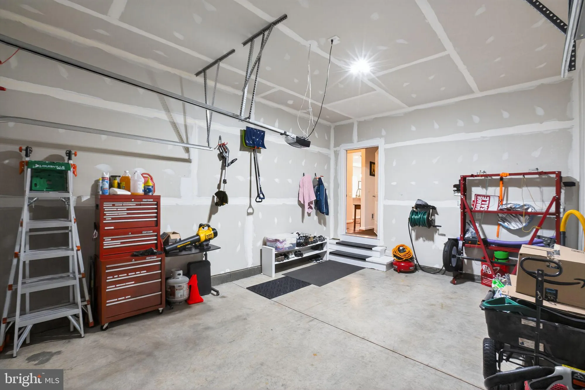 Property Slideshow image 24 of 34 | 130 long point dr, Fredericksburg, VA, 22406