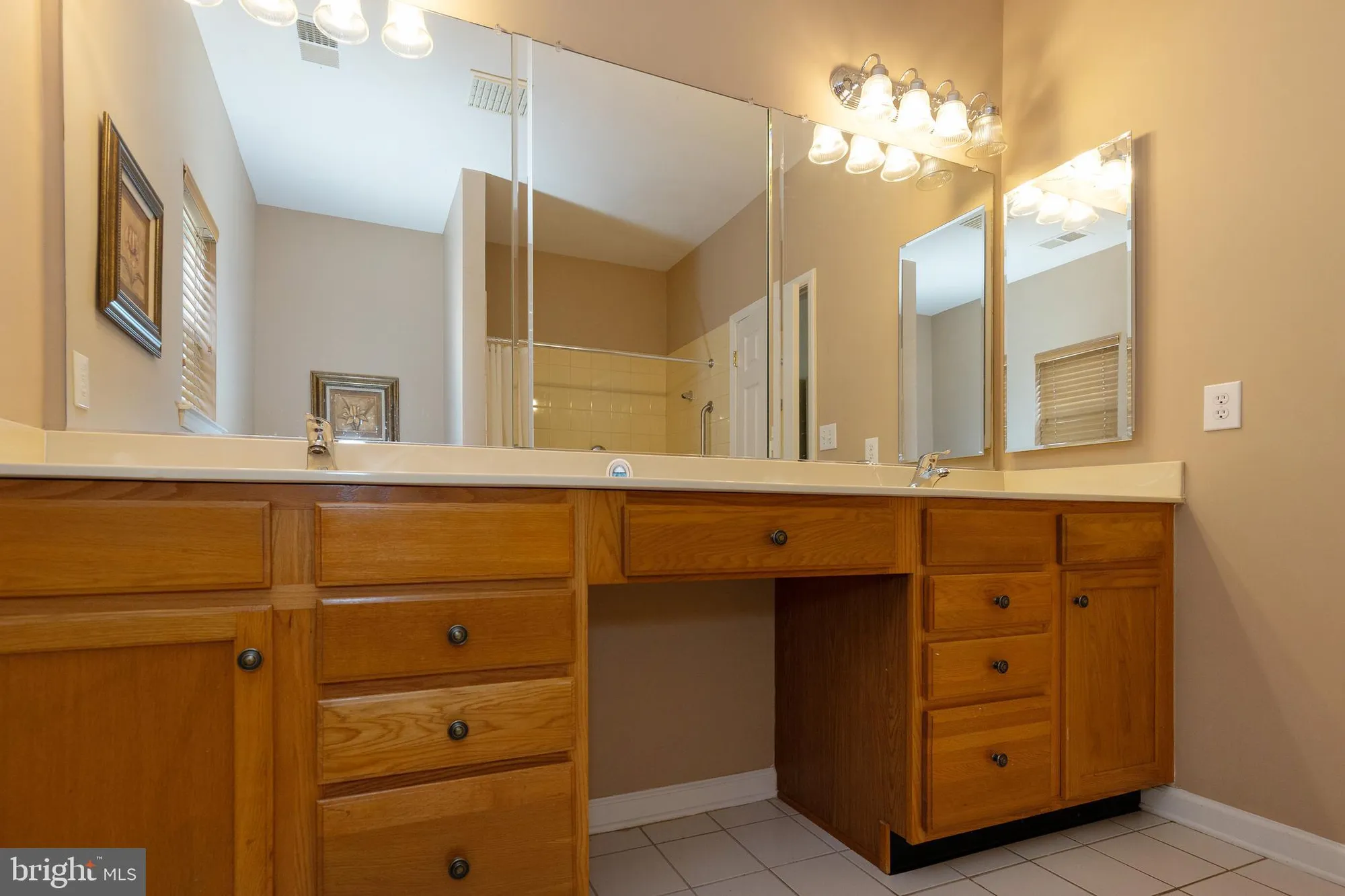 Property Slideshow image 28 of 37 | 22 shelly st, Sicklerville, NJ, 08081