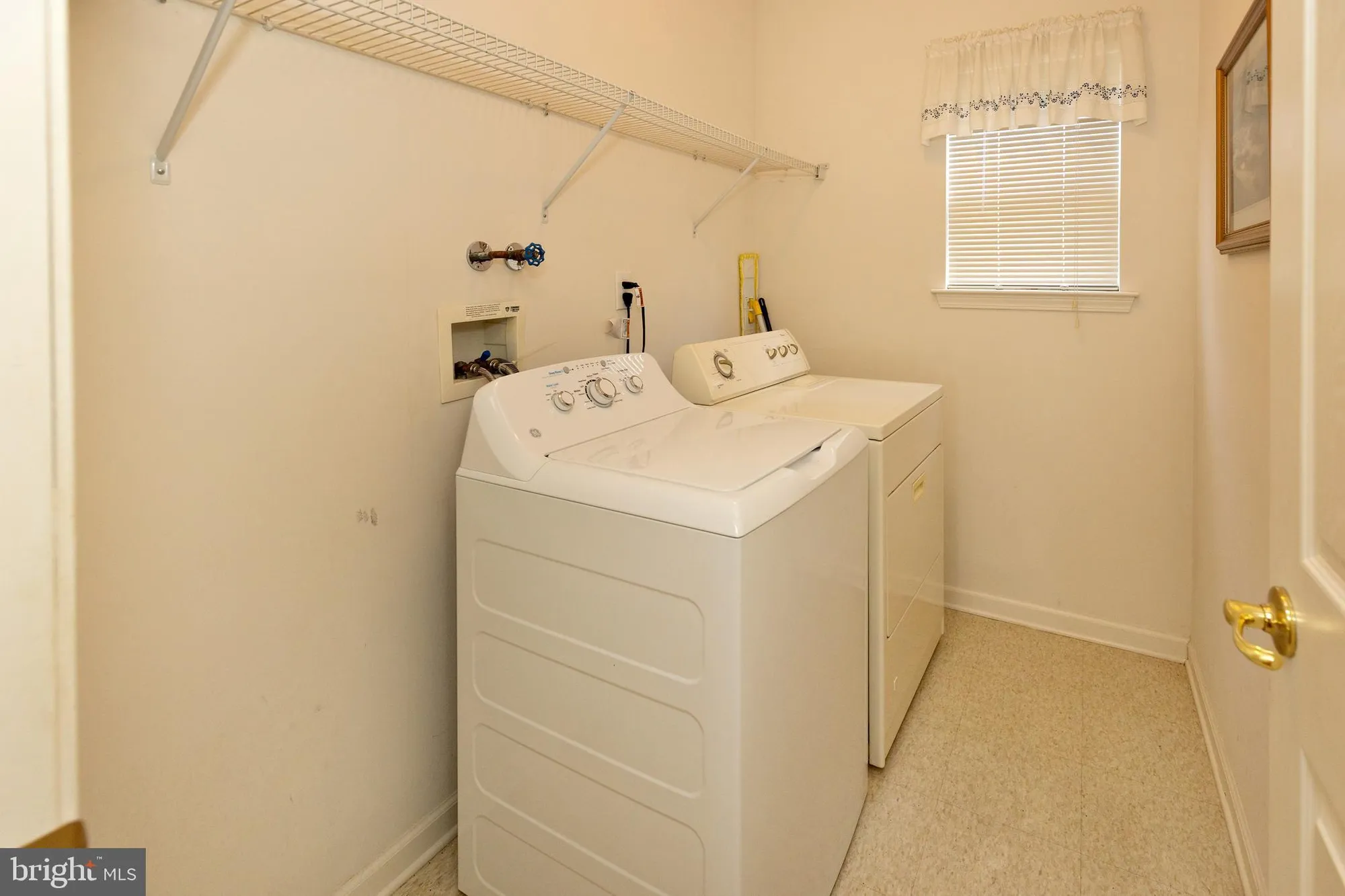 Property Slideshow image 33 of 37 | 22 shelly st, Sicklerville, NJ, 08081