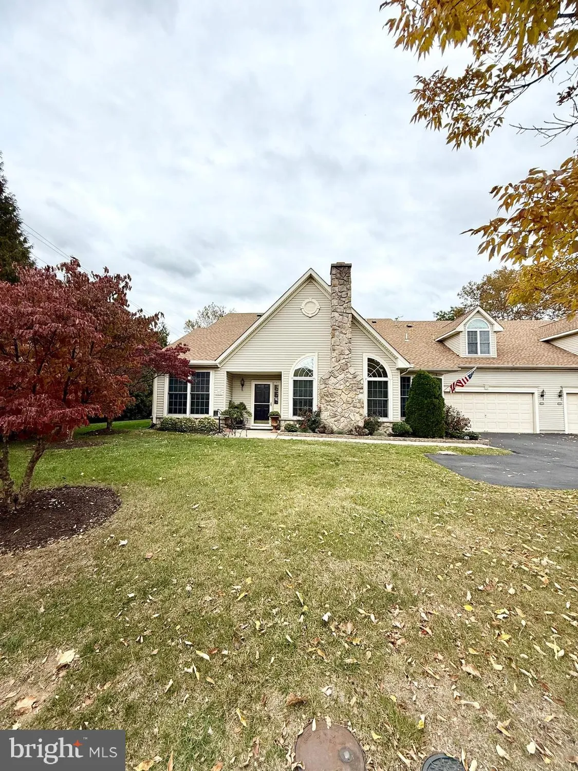 Property Slideshow image 1 of 2 | 2296 seabird dr 1, Bristol, PA, 19007