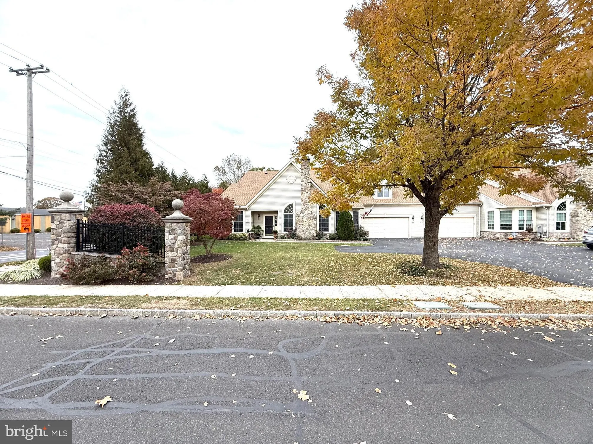 Property Slideshow image 2 of 2 | 2296 seabird dr 1, Bristol, PA, 19007