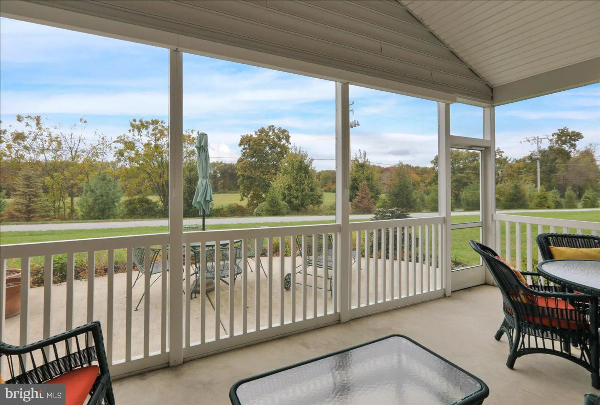 Property Slideshow image 8 of 65 | 122 american way, Downingtown, PA, 19335