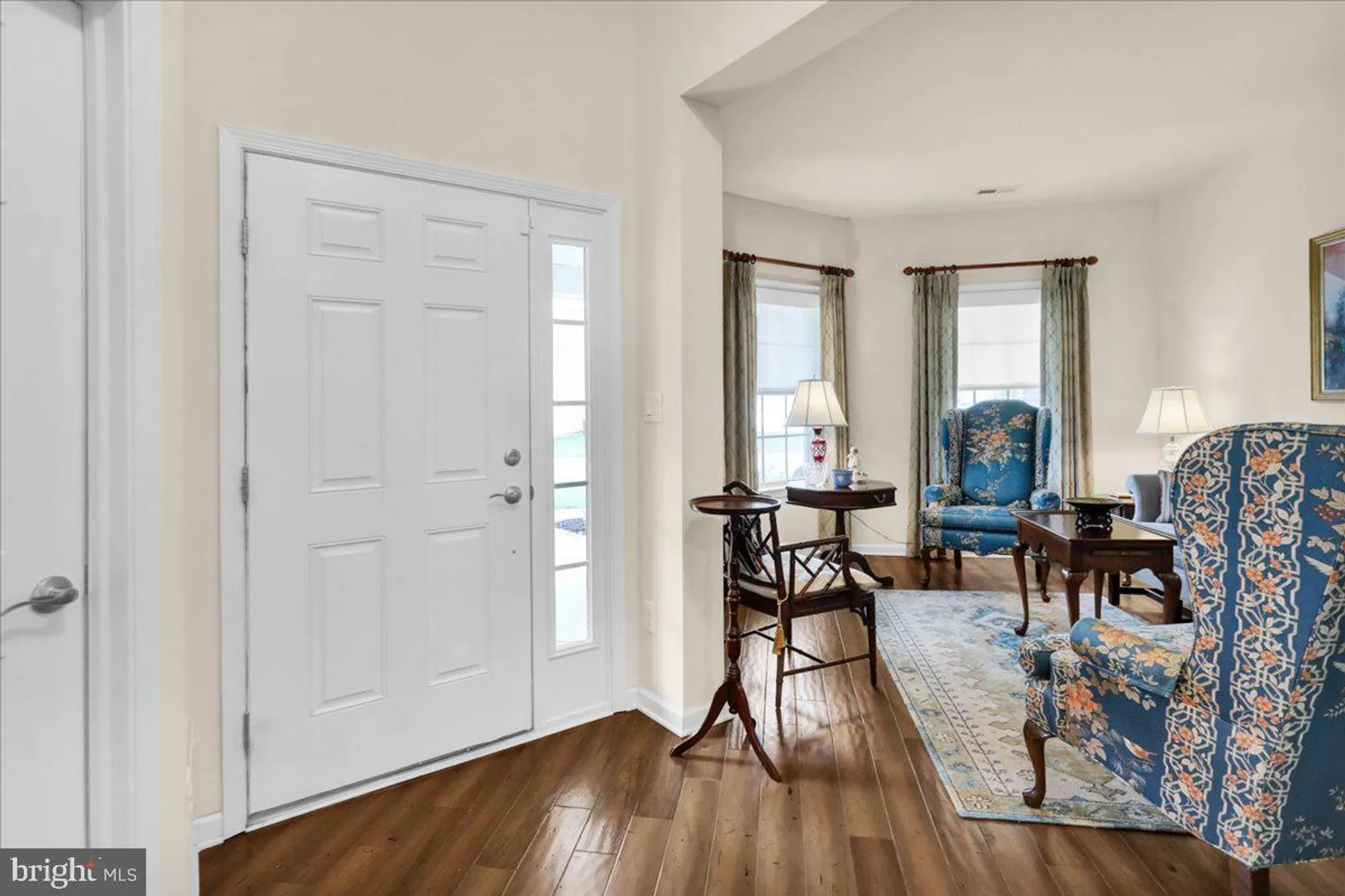 Property Slideshow image 12 of 65 | 122 american way, Downingtown, PA, 19335