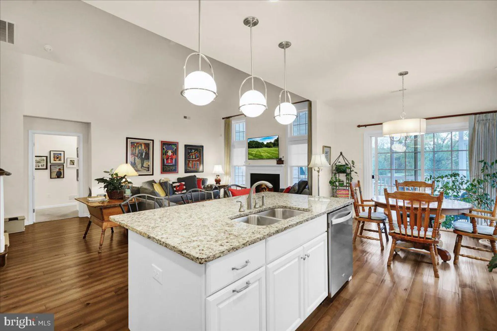 Property Slideshow image 24 of 65 | 122 american way, Downingtown, PA, 19335