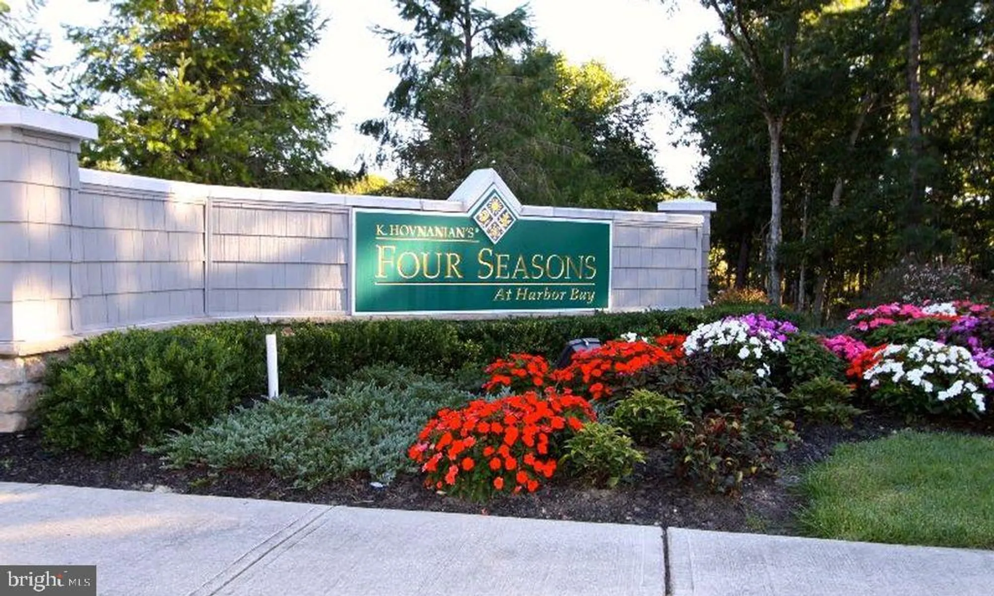 Property Slideshow image 4 of 8 | 311 newport way, Little Egg Harbor Twp, NJ, 08087