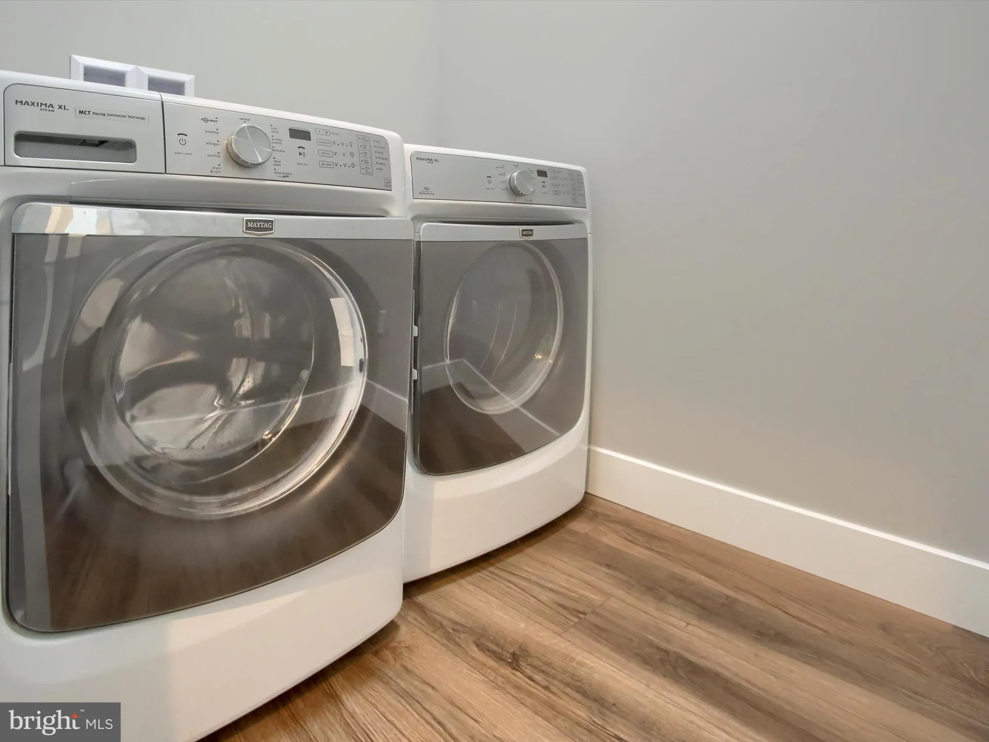 Property Slideshow image 15 of 52 | 787 aurora dr, Mechanicsburg, PA, 17055