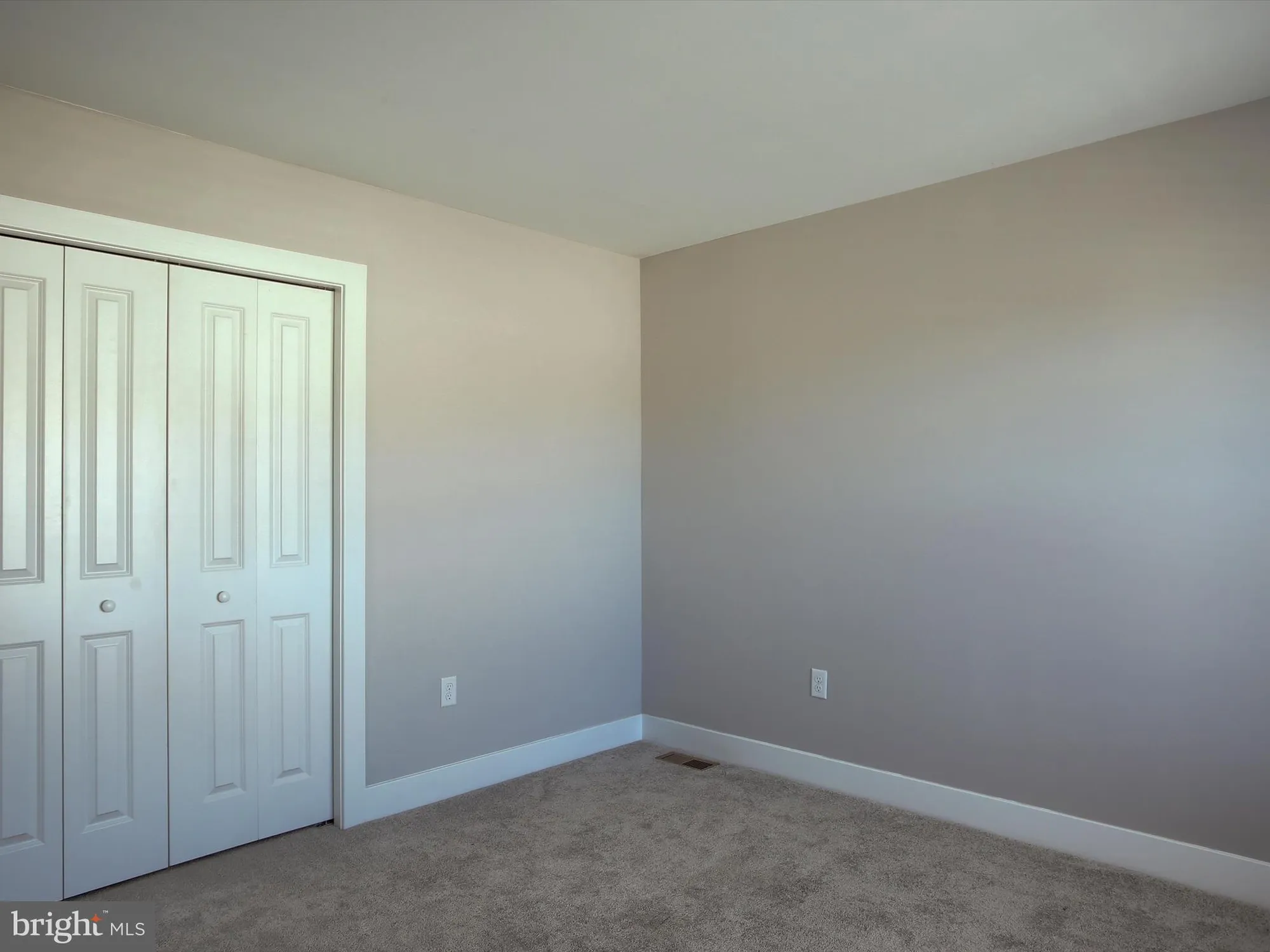 Property Slideshow image 31 of 52 | 787 aurora dr, Mechanicsburg, PA, 17055