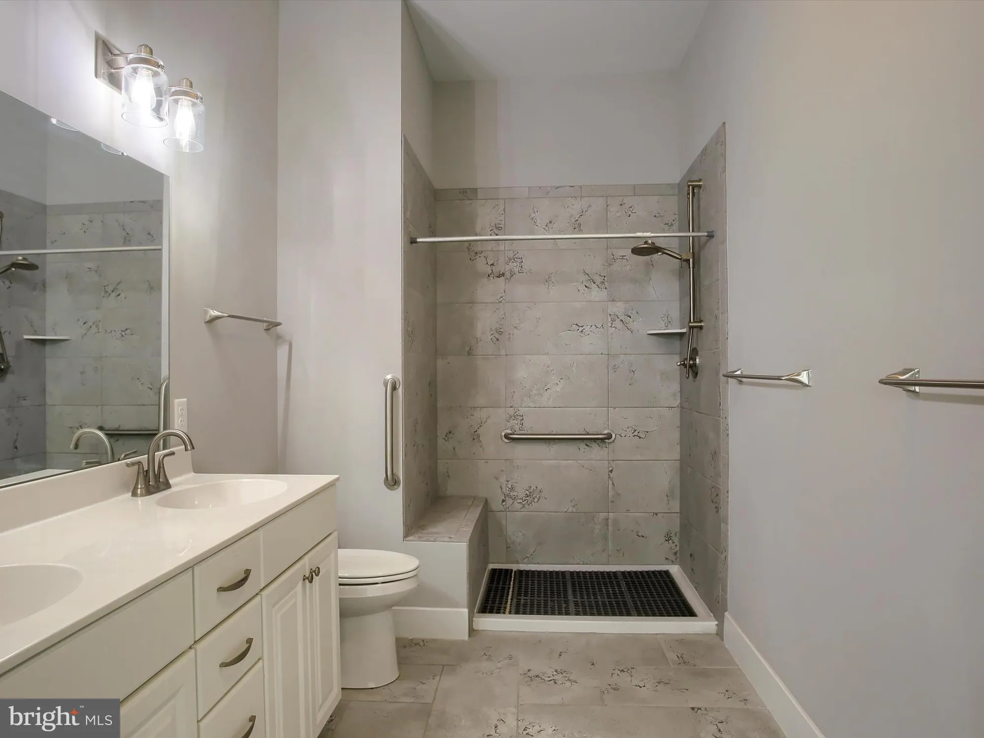 Property Slideshow image 24 of 52 | 787 aurora dr, Mechanicsburg, PA, 17055