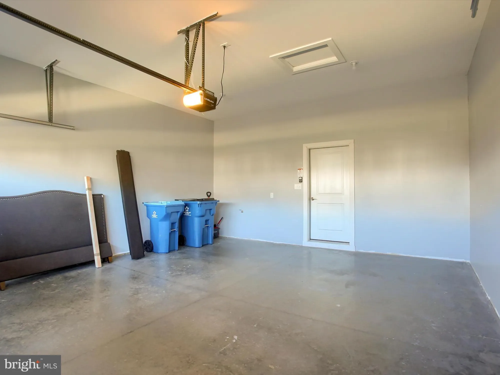 Property Slideshow image 40 of 52 | 787 aurora dr, Mechanicsburg, PA, 17055