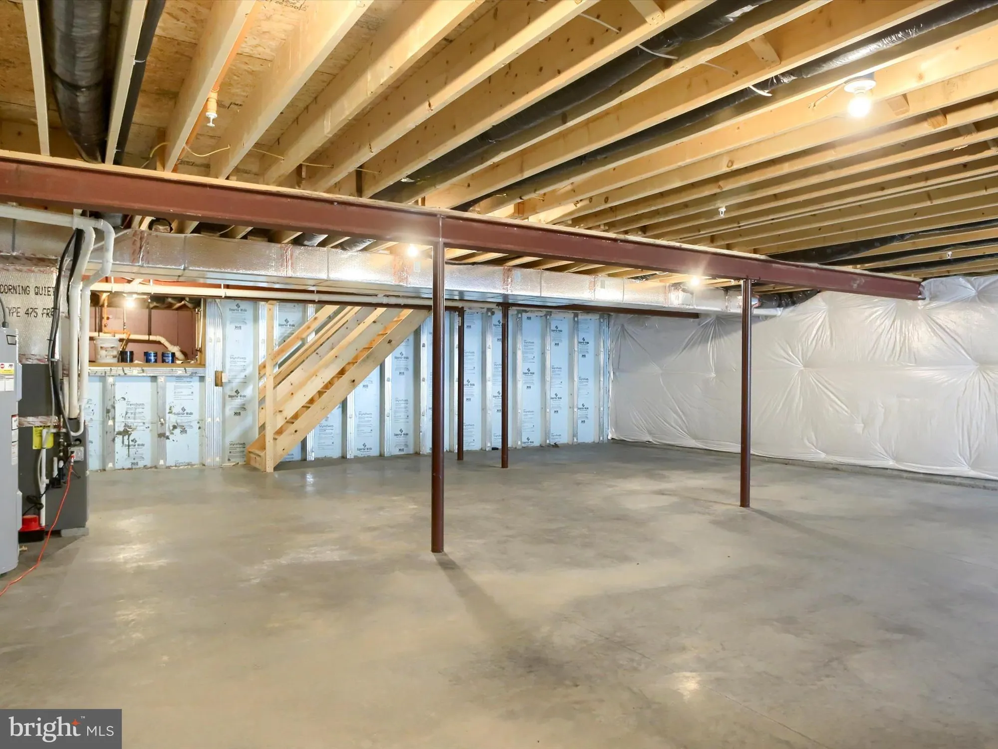 Property Slideshow image 38 of 52 | 787 aurora dr, Mechanicsburg, PA, 17055