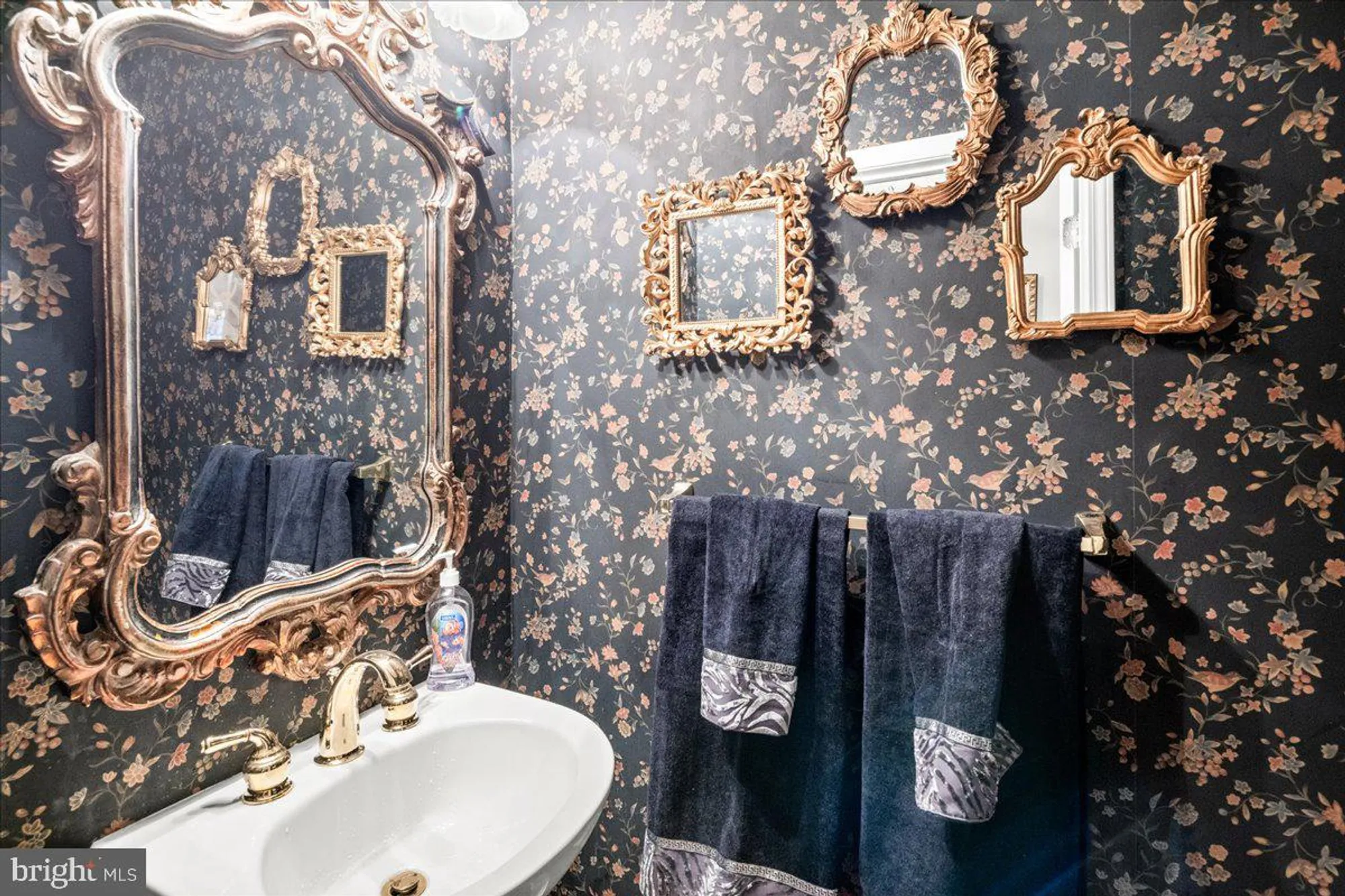 Property Slideshow image 14 of 68 | 9 spring lake ct, Barnegat, NJ, 08005