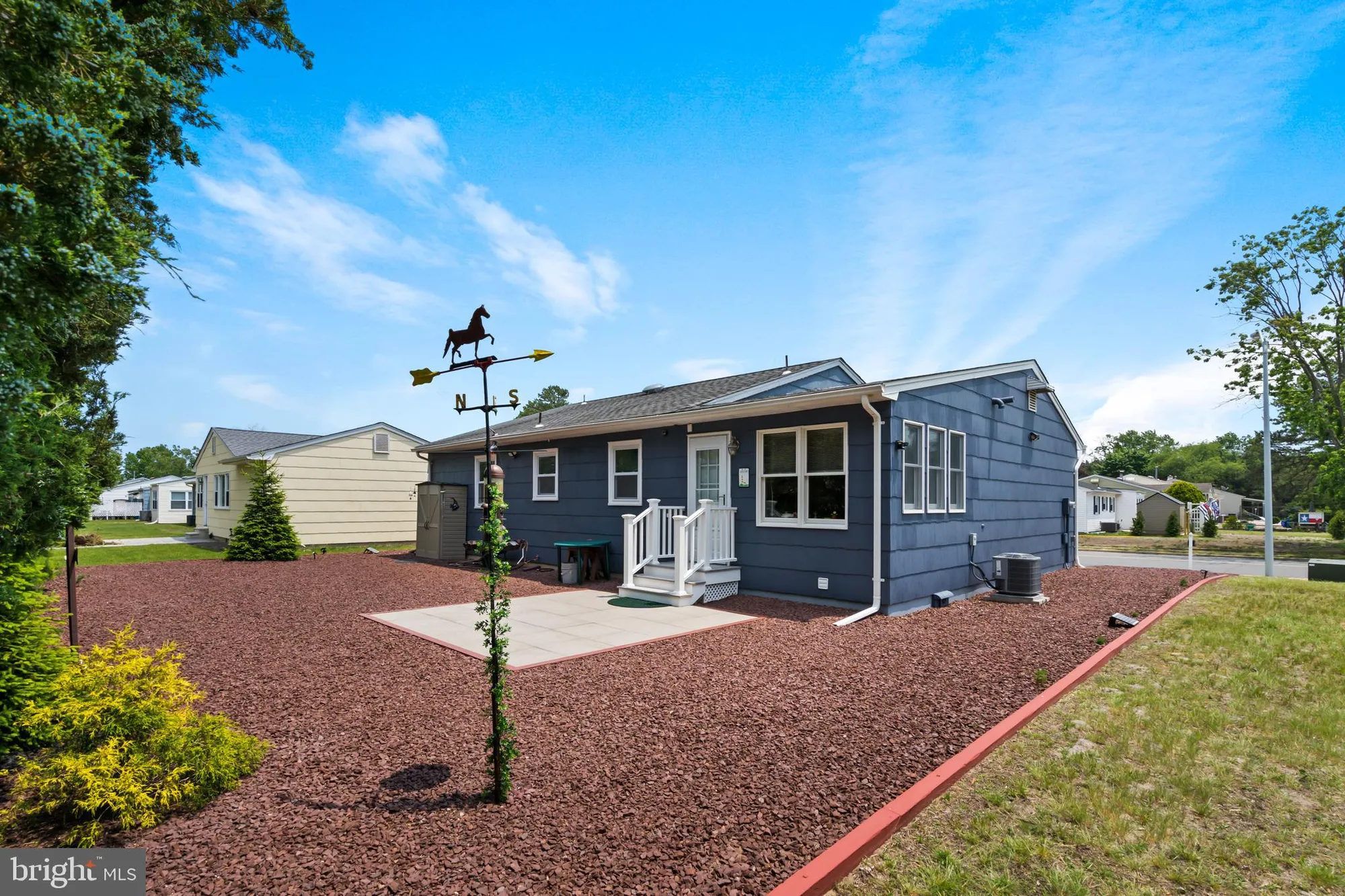 Property Slideshow image 3 of 36 | 90 westbrook dr, Toms River, NJ, 08757