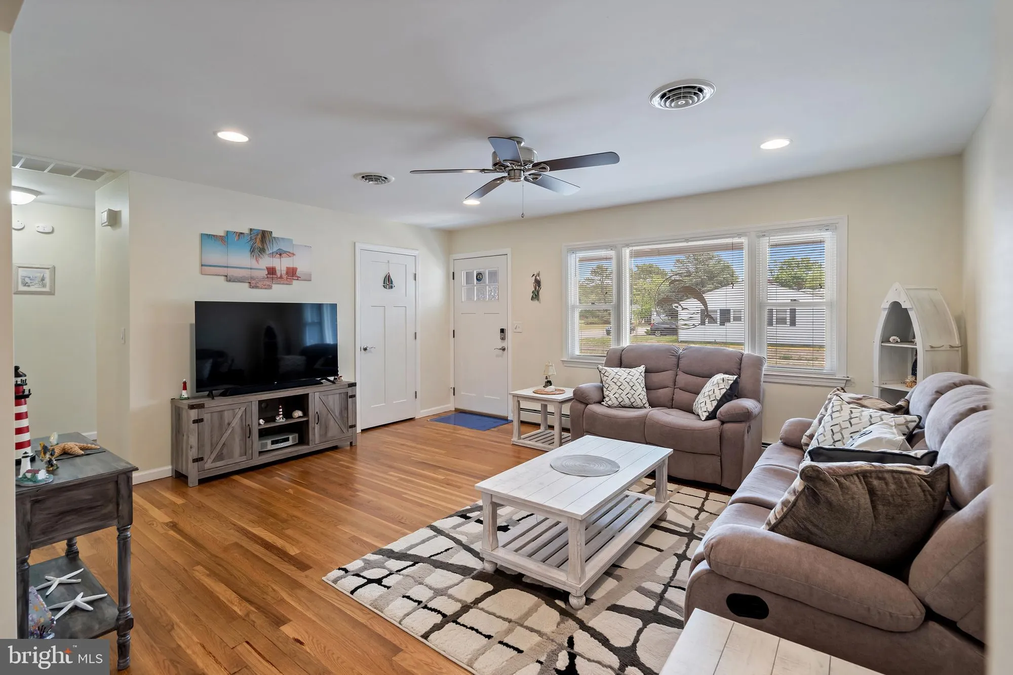 Property Slideshow image 1 of 36 | 90 westbrook dr, Toms River, NJ, 08757